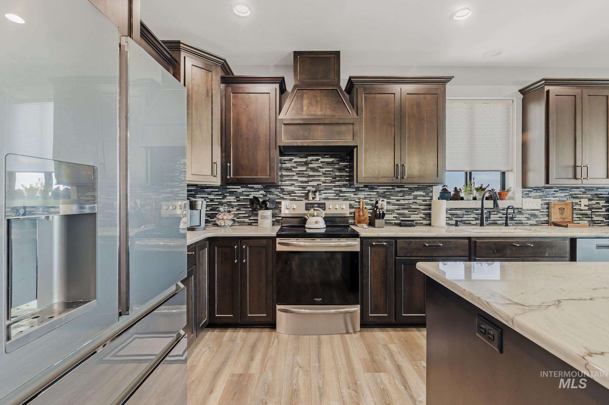 3745 Skyview Drive, Lewiston, Idaho 83501, 3 Bedrooms, 3 Bathrooms, Residential For Sale, Price $905,000, 98999309