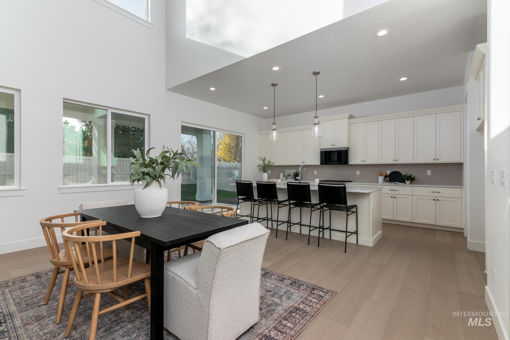 5845 W Burnt Sage Dr, Meridian, Idaho 83646, 6 Bedrooms, 5.5 Bathrooms, Residential For Sale, Price $939,000, 98999311