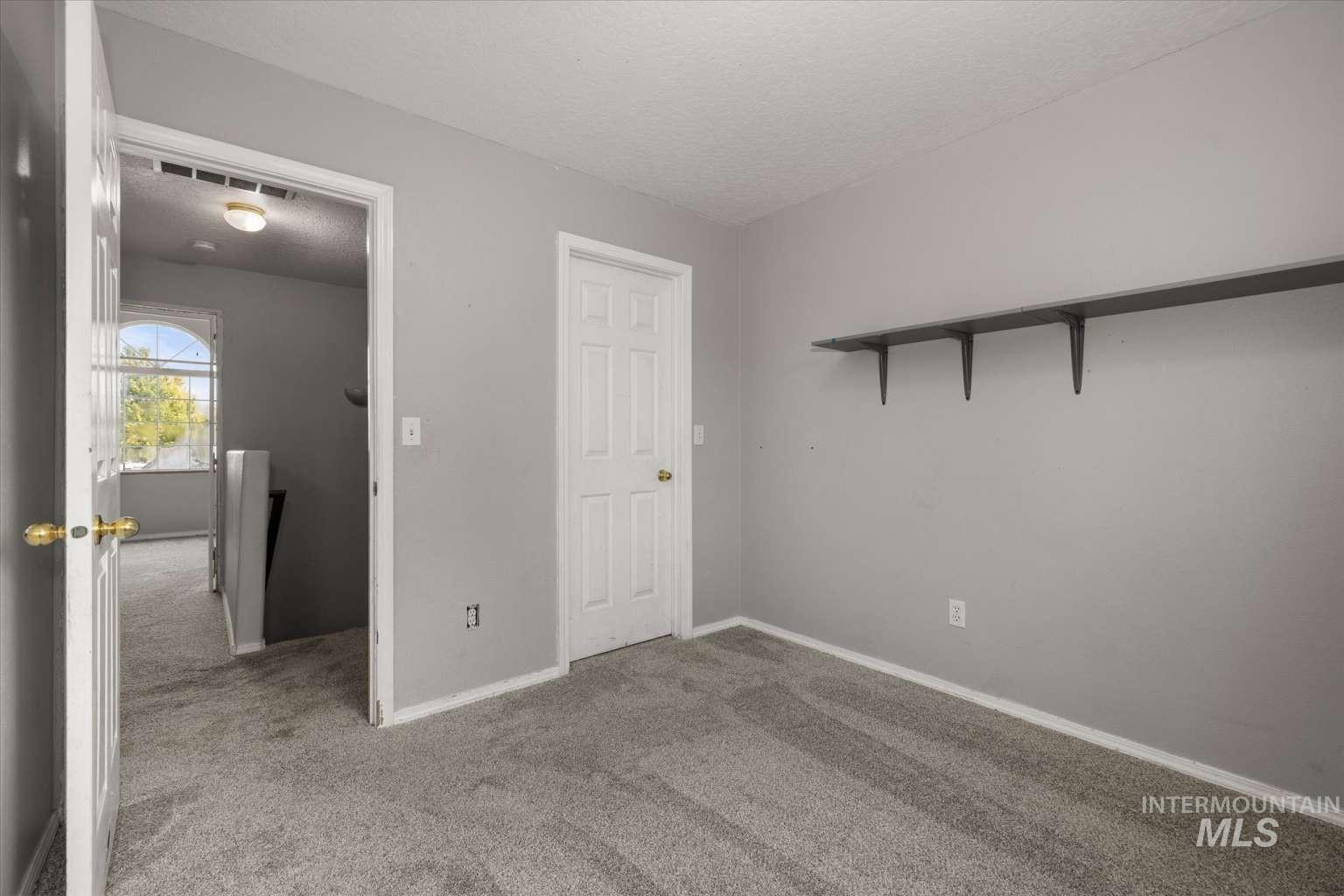 141 E Bay Owl Dr, Kuna, Idaho 83634, 3 Bedrooms, 2 Bathrooms, Residential For Sale, Price $375,000, 98999317