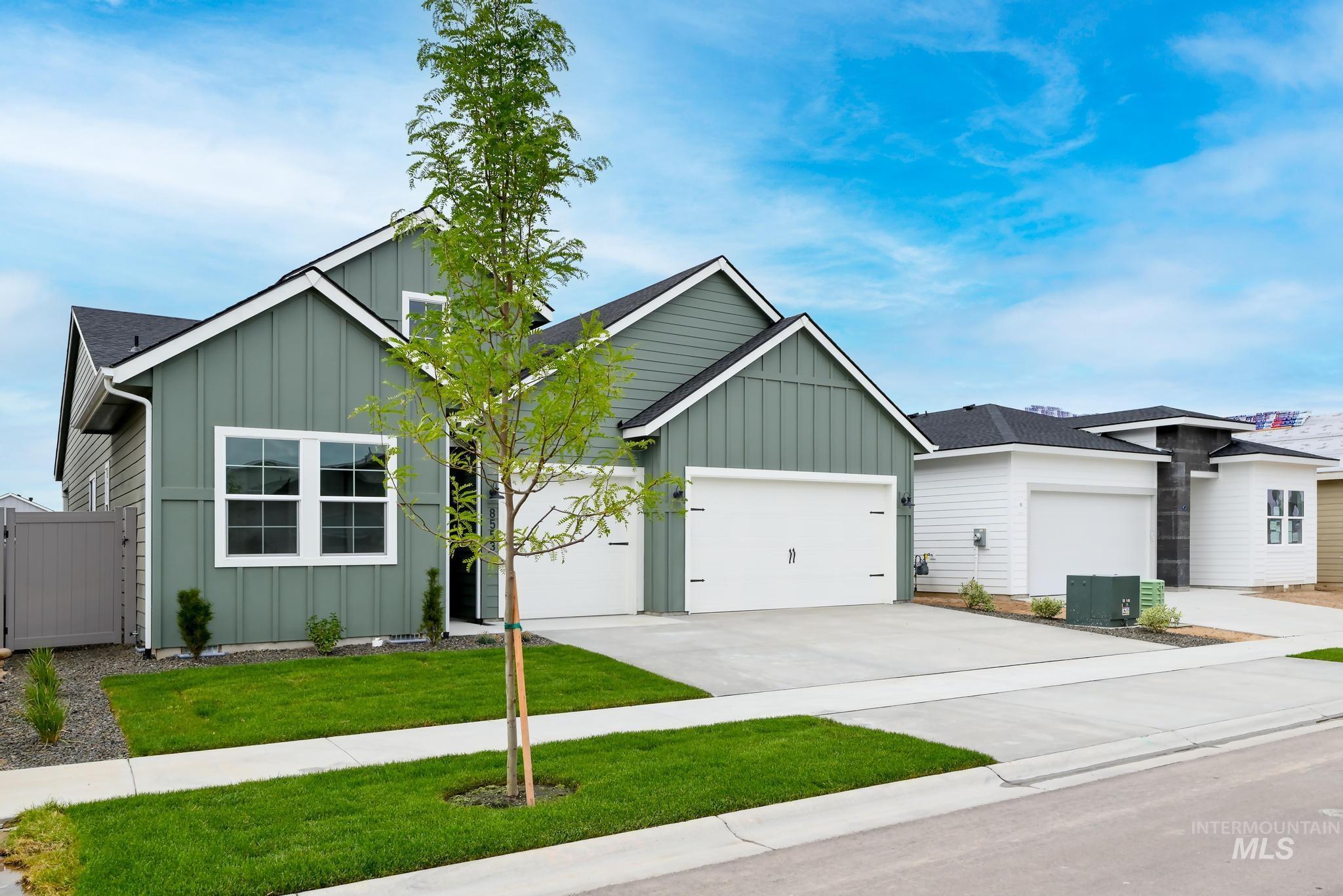 8553 W Stock Bridge St, Star, Idaho 83669, 2 Bedrooms, 2.5 Bathrooms, Residential For Sale, Price $669,000,MLS 98999334