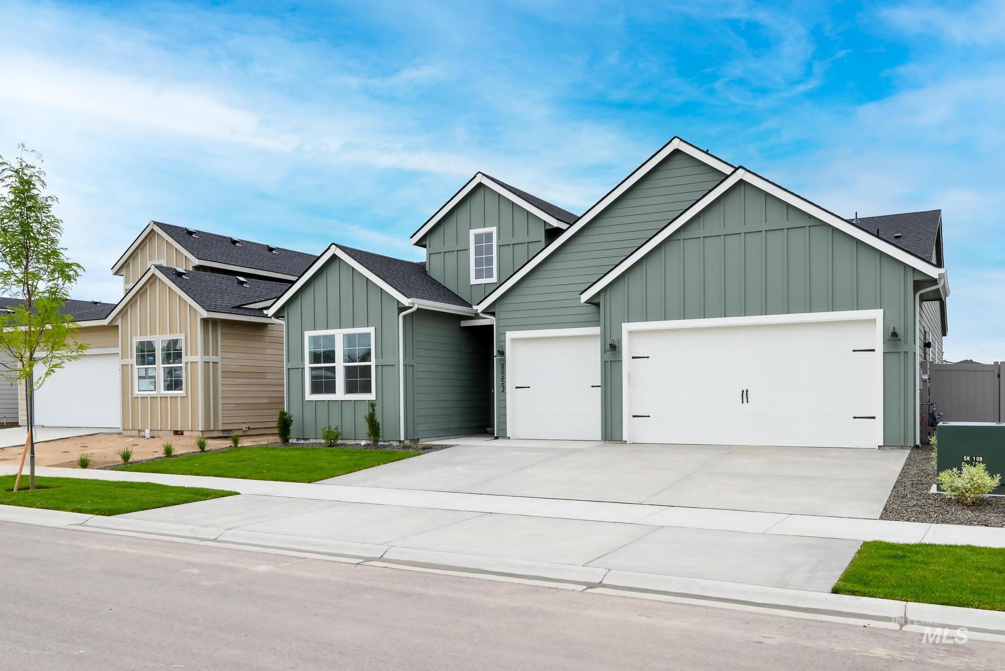 8553 W Stock Bridge St, Star, Idaho 83669, 2 Bedrooms, 2.5 Bathrooms, Residential For Sale, Price $669,000,MLS 98999334