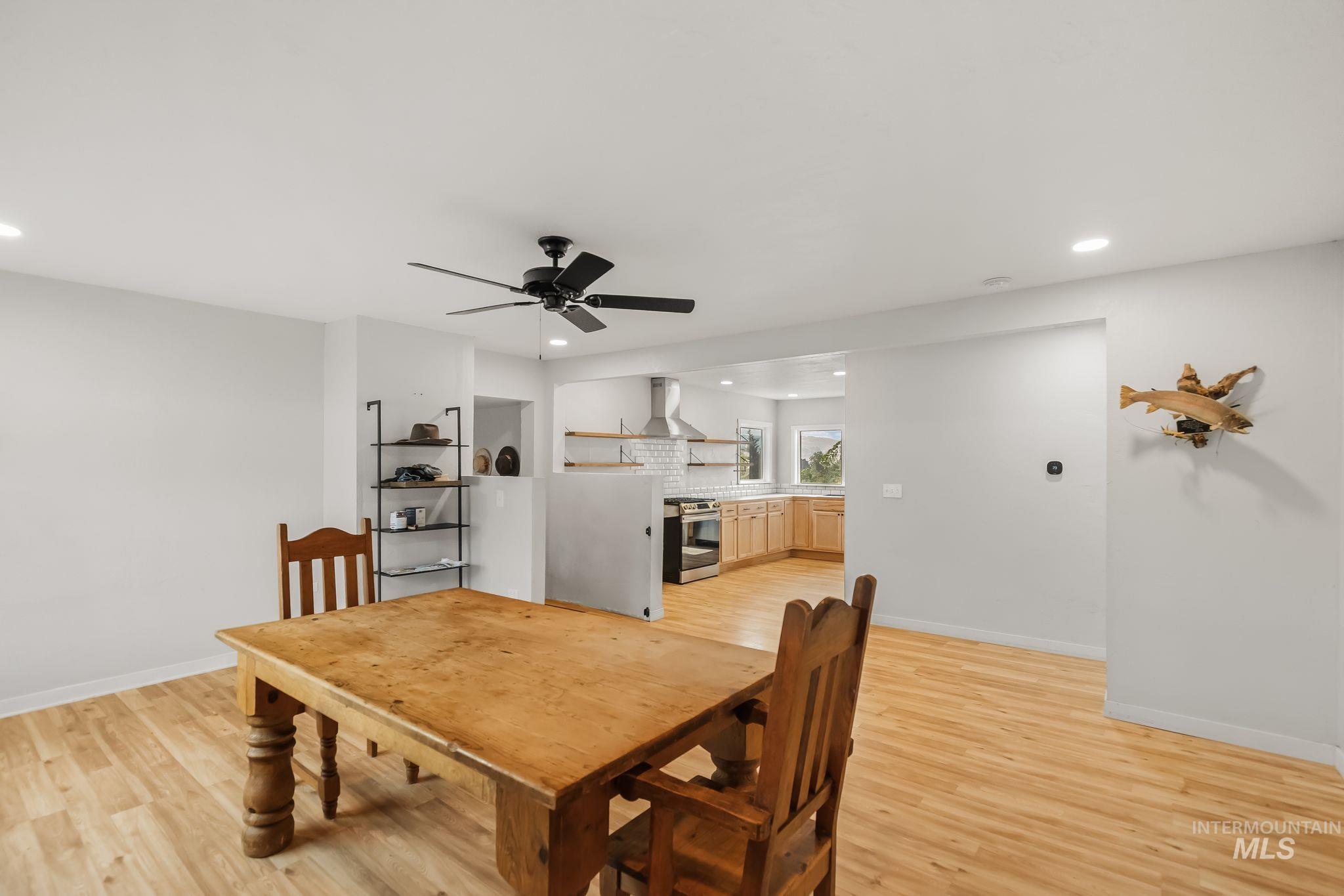 1011 20th Avenue, Clarkston, Washington 99403, 3 Bedrooms, 2 Bathrooms, Residential For Sale, Price $425,000, 98999339