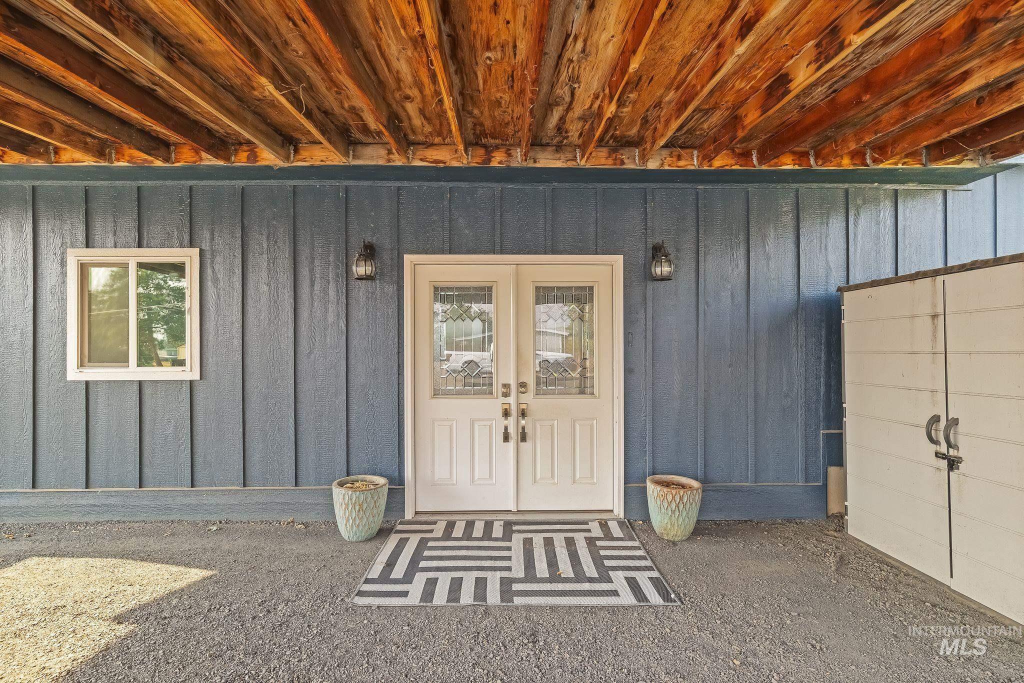 1011 20th Avenue, Clarkston, Washington 99403, 3 Bedrooms, 2 Bathrooms, Residential For Sale, Price $425,000, 98999339