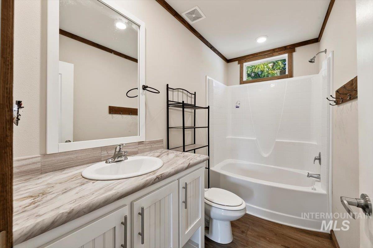 700 E Fairview Ave Spc 14, Meridian, Idaho 83642, 3 Bedrooms, 2 Bathrooms, Residential For Sale, Price $249,999,MLS 98999342