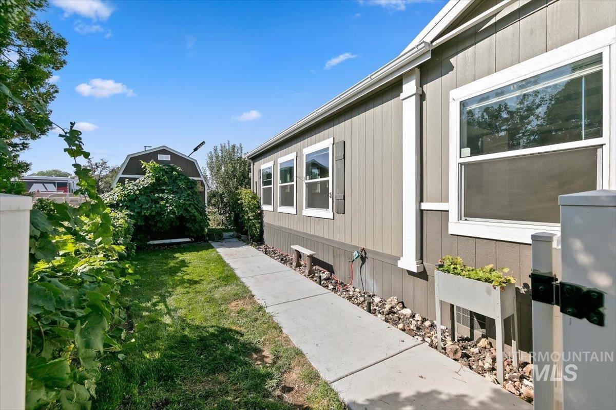 700 E Fairview Ave Spc 14, Meridian, Idaho 83642, 3 Bedrooms, 2 Bathrooms, Residential For Sale, Price $249,999,MLS 98999342