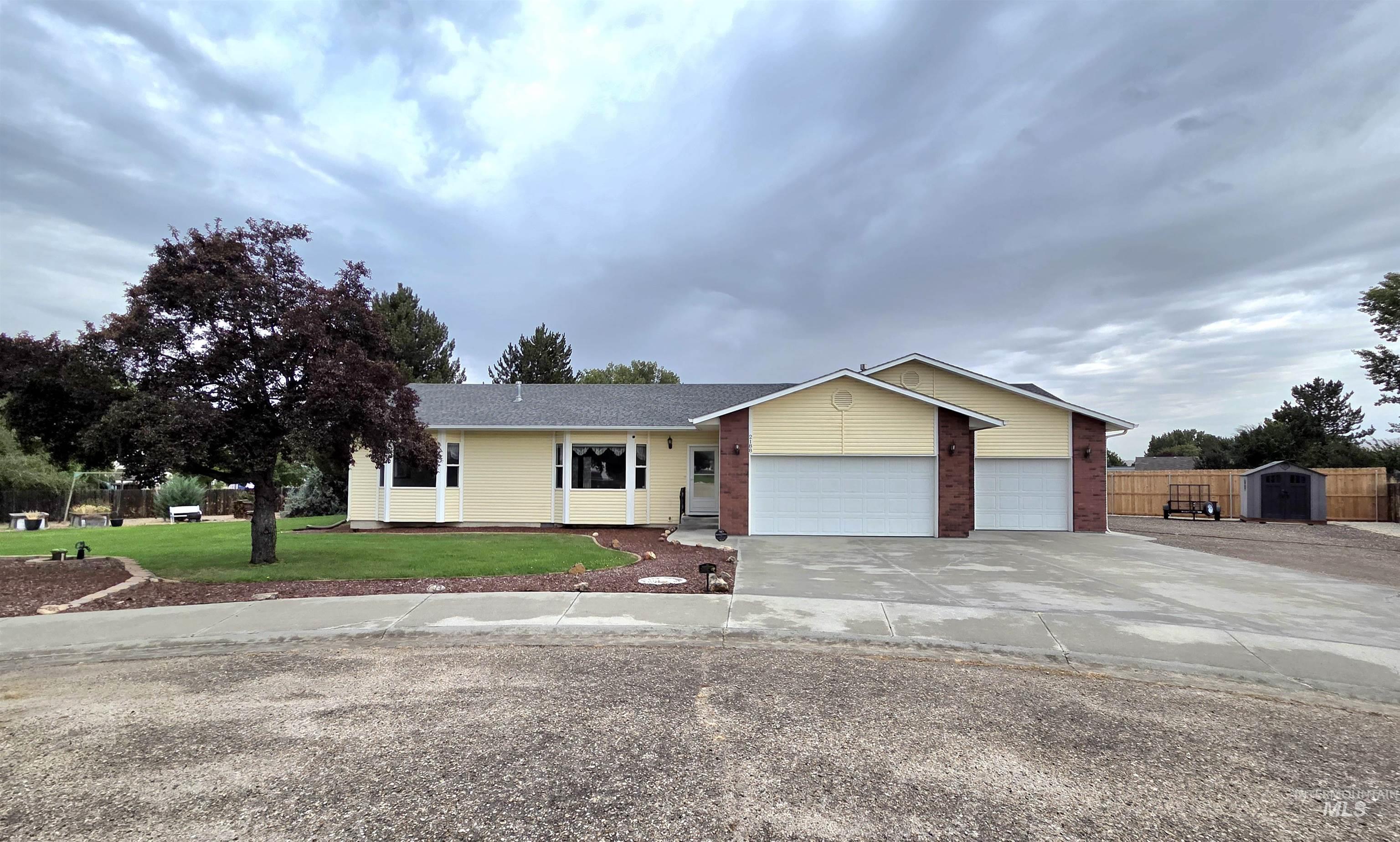 2188 Greenbrier Dr, Emmett, Idaho 83617, 4 Bedrooms, 2 Bathrooms, Residential For Sale, Price $524,900, 98999357