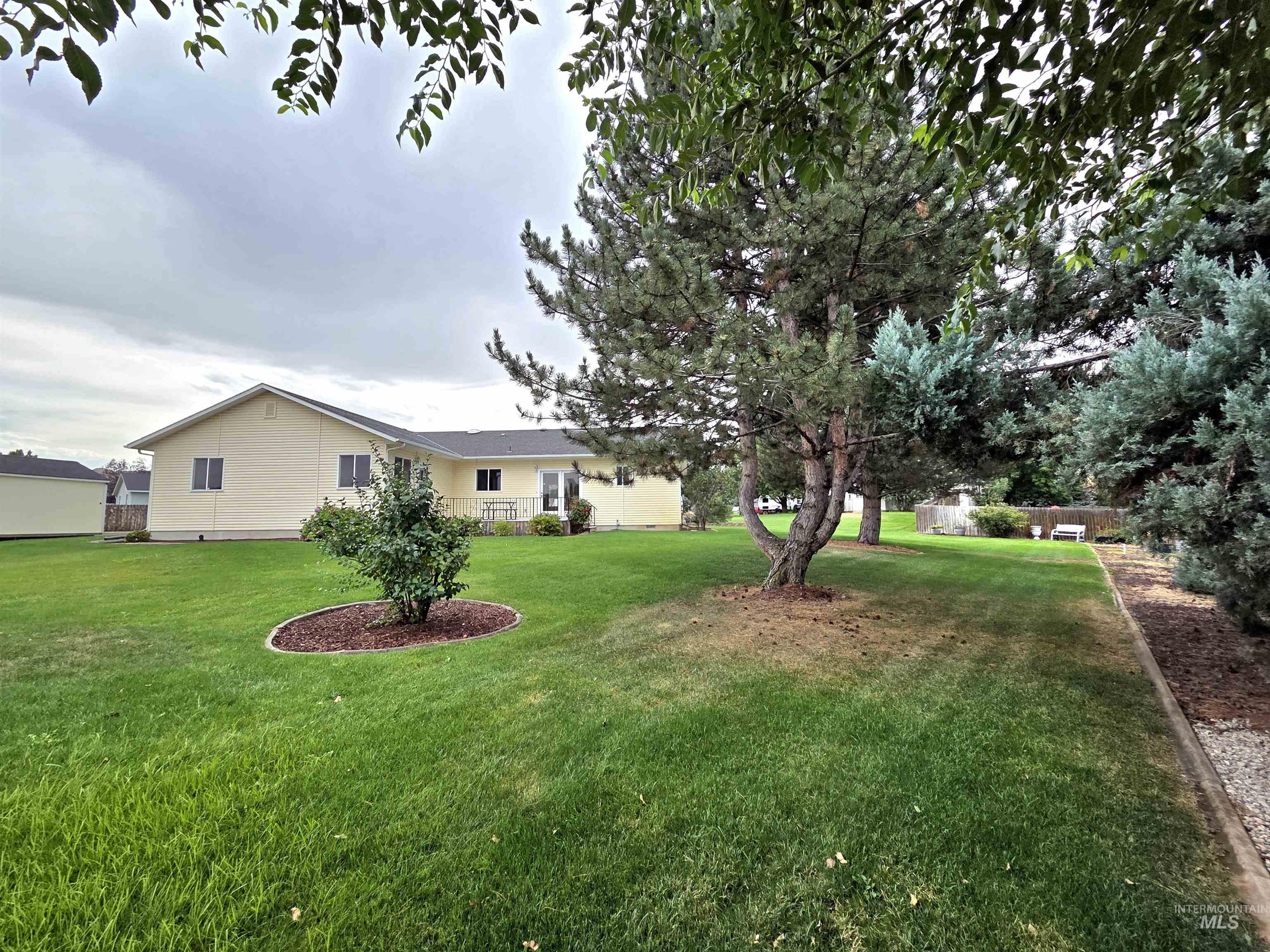 2188 Greenbrier Dr, Emmett, Idaho 83617, 4 Bedrooms, 2 Bathrooms, Residential For Sale, Price $524,900, 98999357