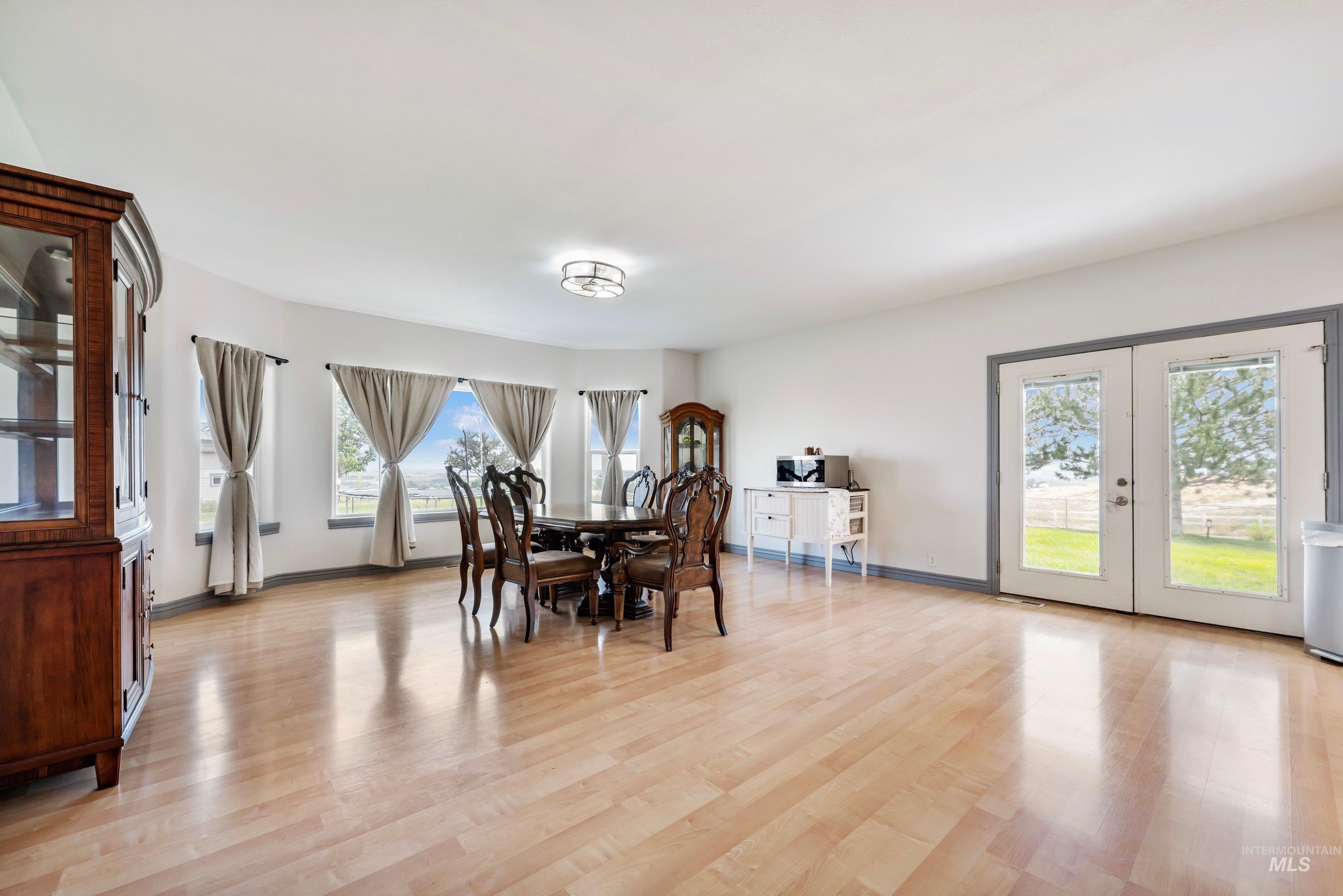 5530 E Tower Lane, Caldwell, Idaho 83607, 7 Bedrooms, 4 Bathrooms, Residential For Sale, Price $910,000, 98999368