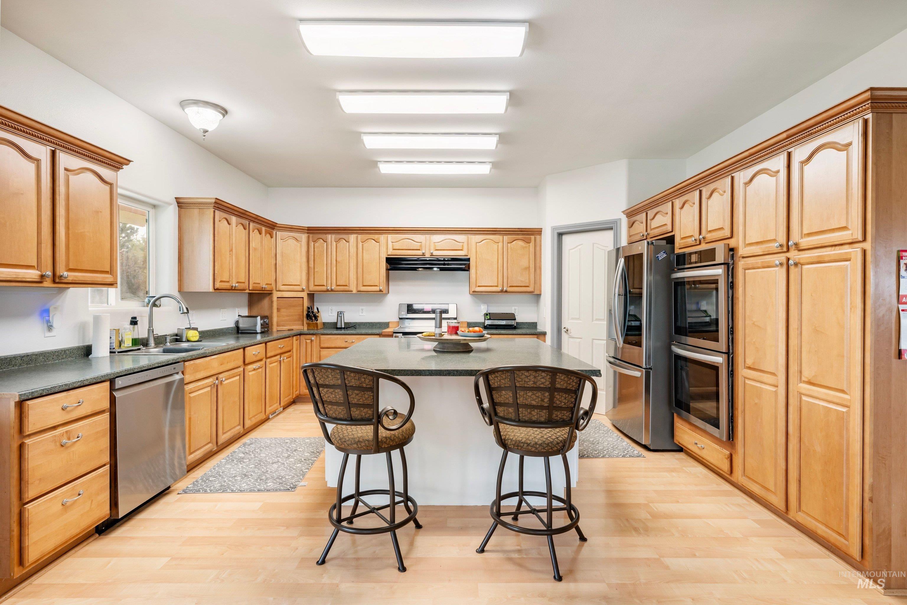5530 E Tower Lane, Caldwell, Idaho 83607, 7 Bedrooms, 4 Bathrooms, Residential For Sale, Price $910,000, 98999368