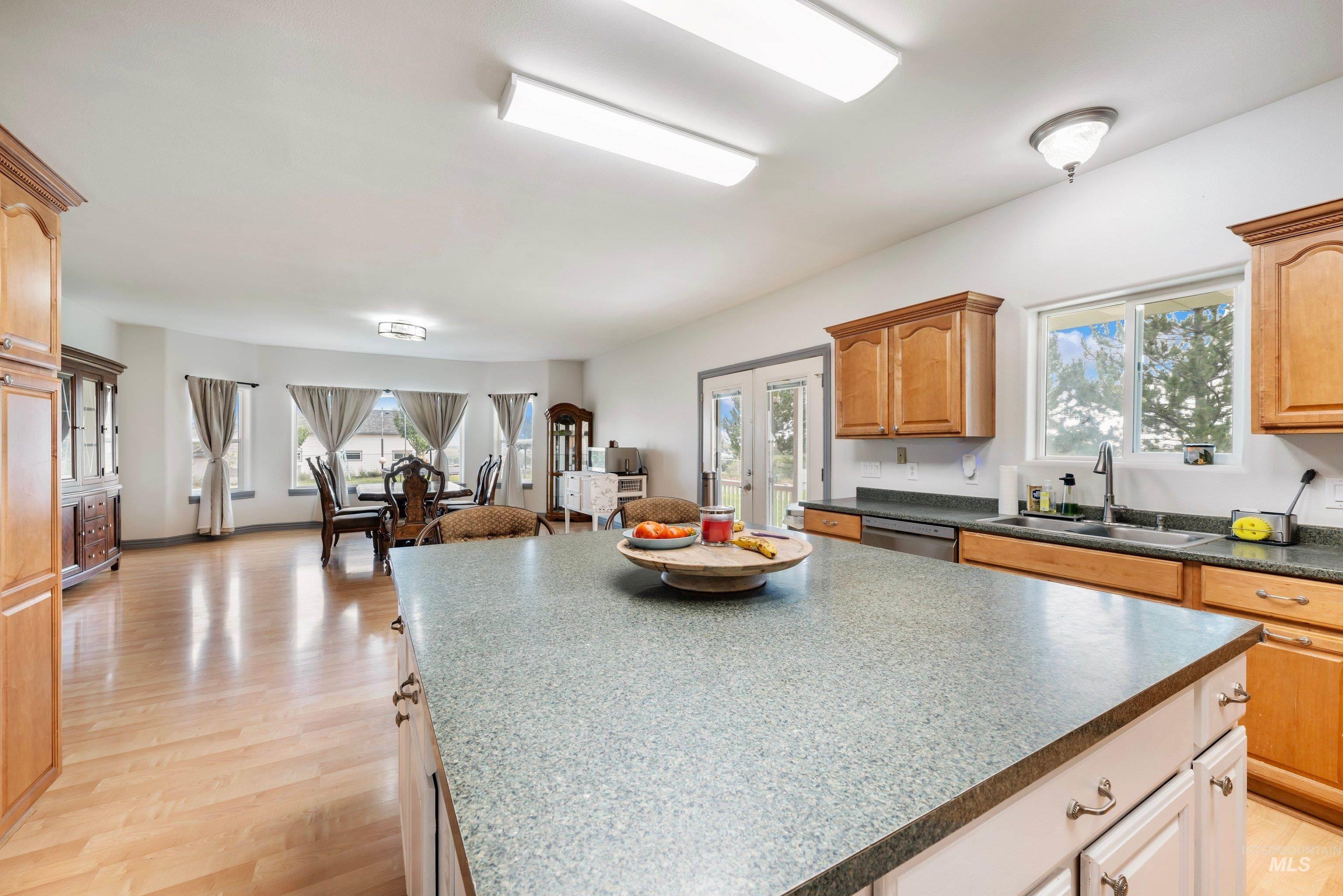 5530 E Tower Lane, Caldwell, Idaho 83607, 7 Bedrooms, 4 Bathrooms, Residential For Sale, Price $910,000, 98999368