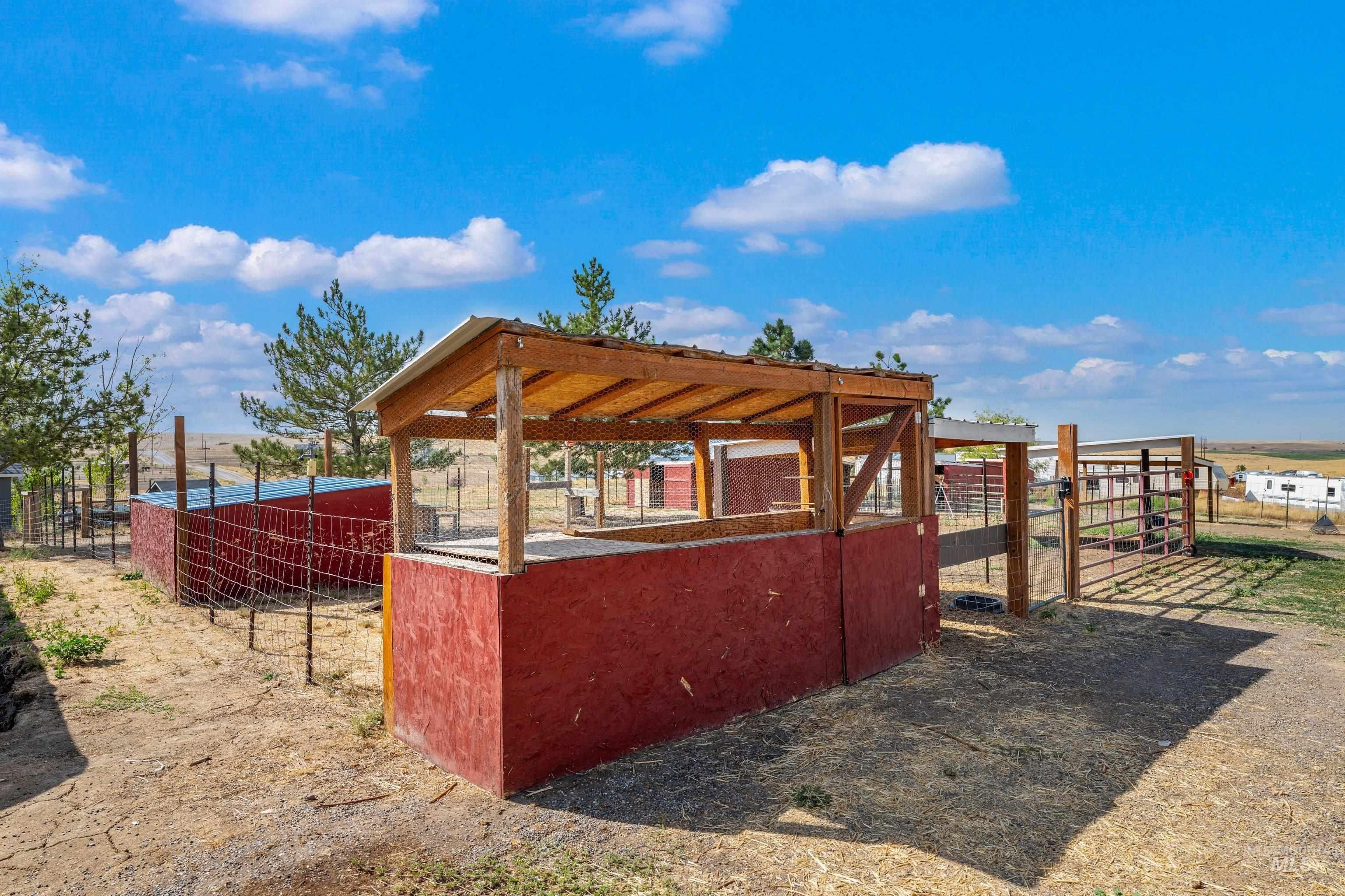 5530 E Tower Lane, Caldwell, Idaho 83607, 7 Bedrooms, 4 Bathrooms, Residential For Sale, Price $910,000, 98999368