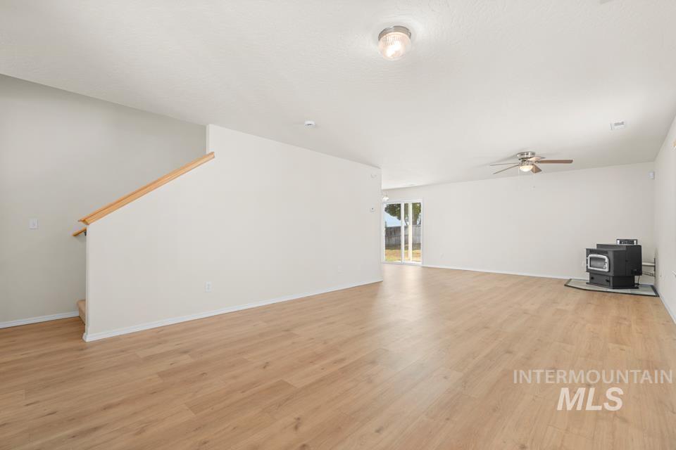 16346 Silver Creek, Caldwell, Idaho 83607, 3 Bedrooms, 2.5 Bathrooms, Residential For Sale, Price $389,950,MLS 98999371