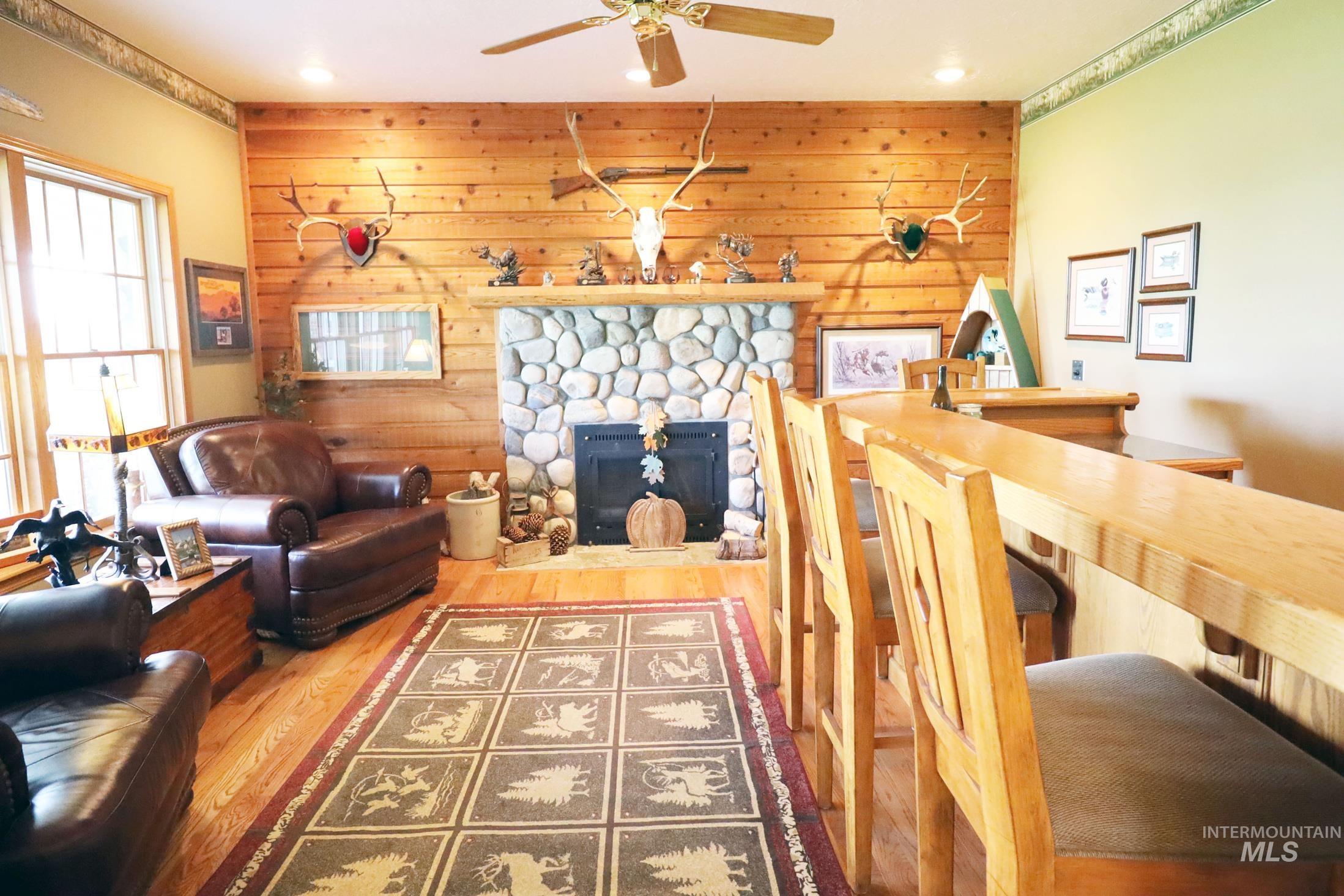 29 S 500 W, Burley, Idaho 83318, 4 Bedrooms, 3.5 Bathrooms, Farm & Ranch For Sale, Price $1,995,000, 98999372