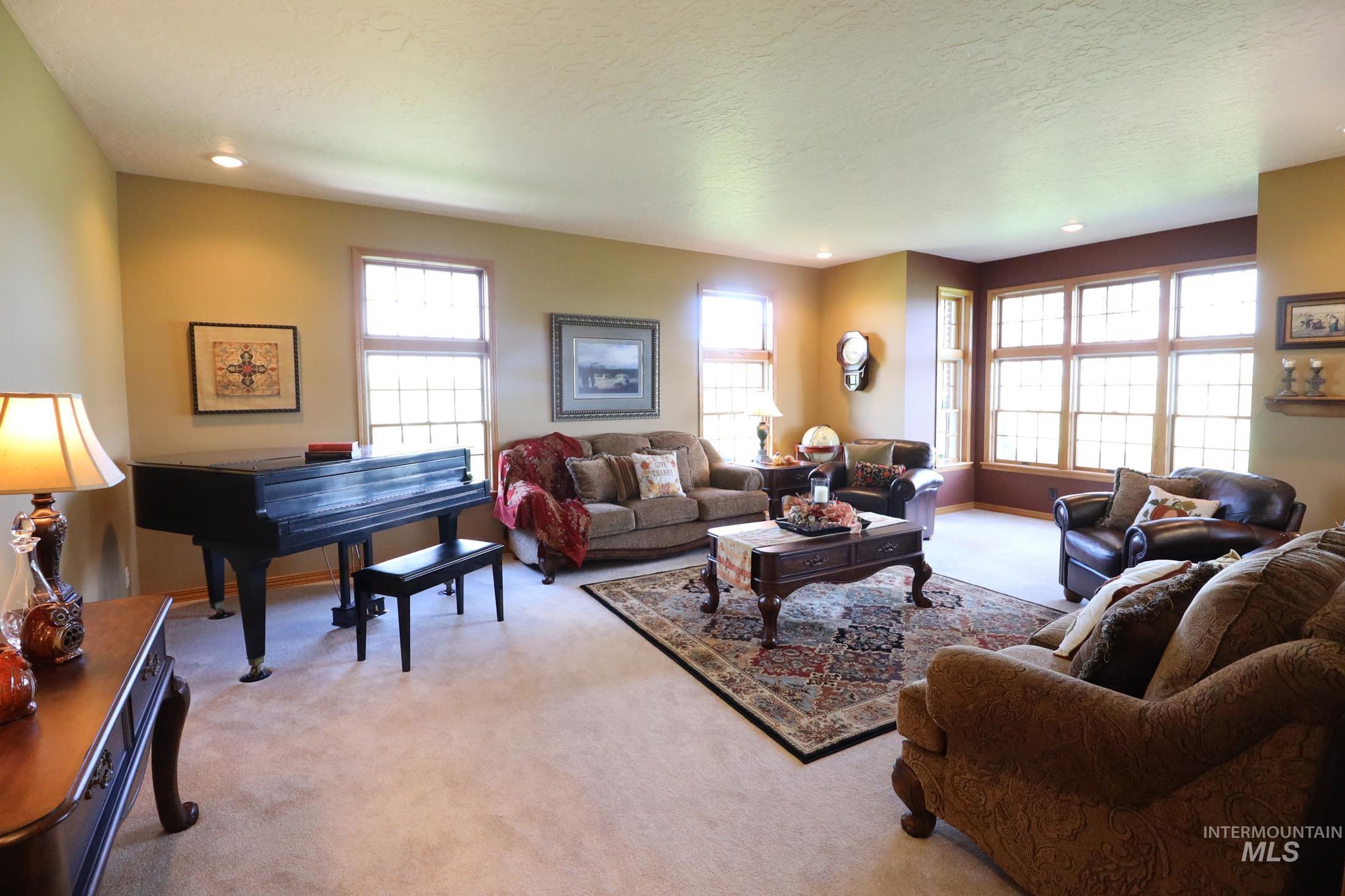 29 S 500 W, Burley, Idaho 83318, 4 Bedrooms, 3.5 Bathrooms, Farm & Ranch For Sale, Price $1,995,000, 98999372