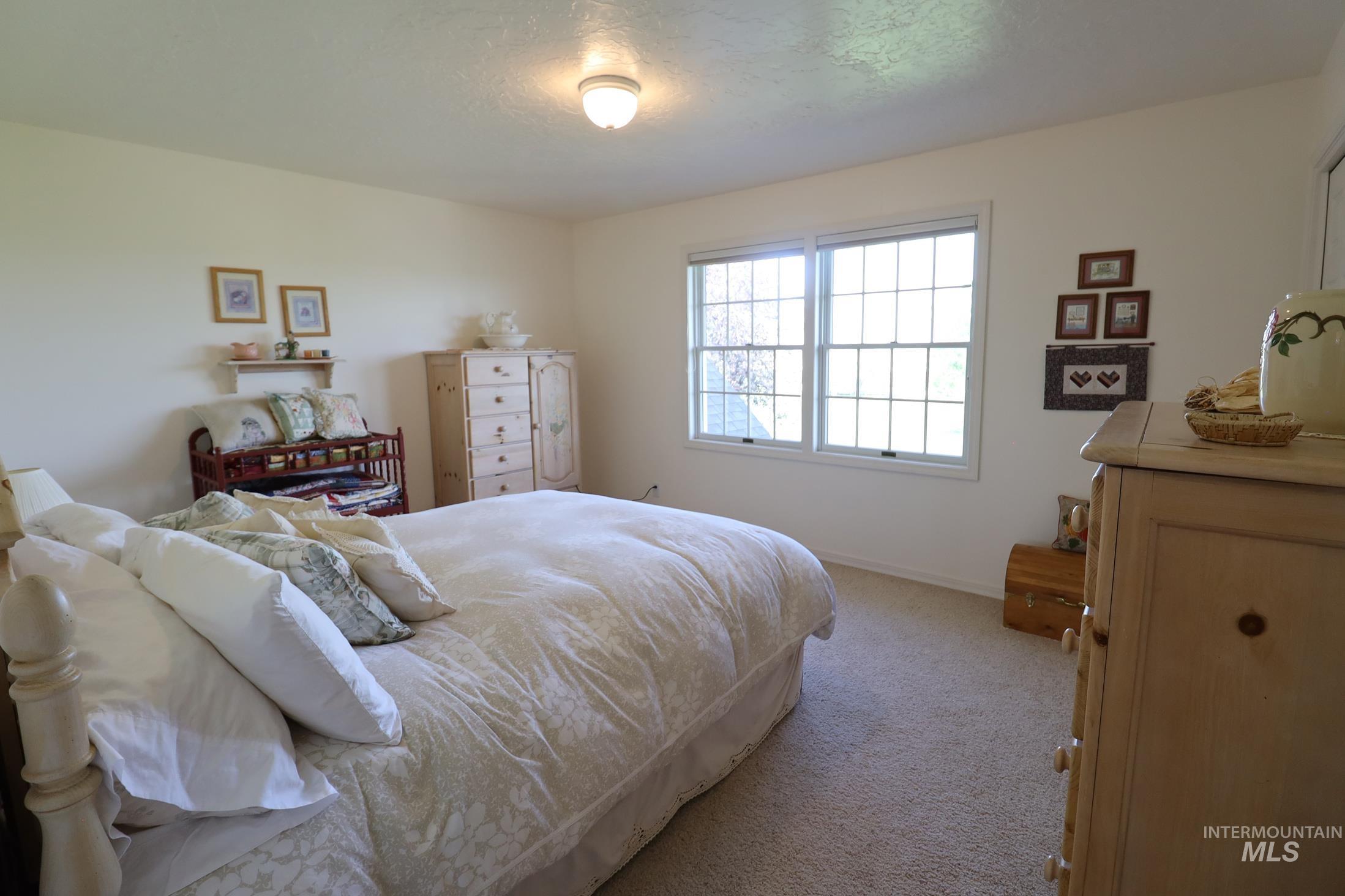 29 S 500 W, Burley, Idaho 83318, 4 Bedrooms, 3.5 Bathrooms, Farm & Ranch For Sale, Price $1,995,000, 98999372