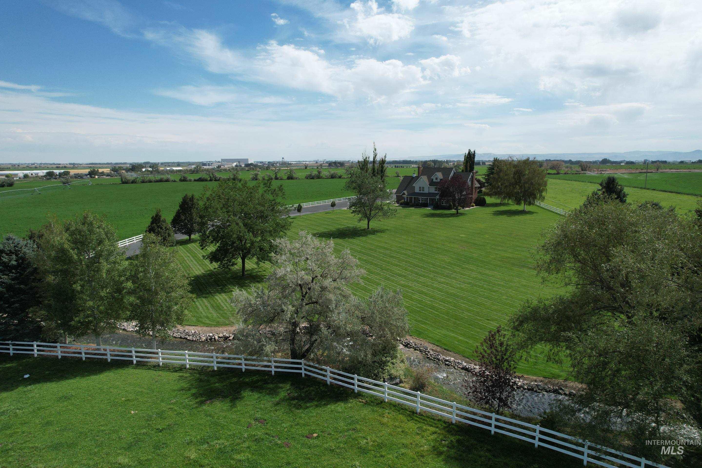 29 S 500 W, Burley, Idaho 83318, 4 Bedrooms, 3.5 Bathrooms, Farm & Ranch For Sale, Price $1,995,000, 98999372