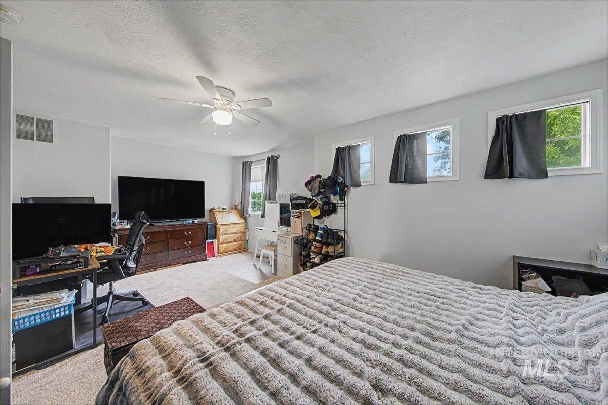 5308 Worth Way, Caldwell, Idaho 83607, 3 Bedrooms, 2.5 Bathrooms, Residential For Sale, Price $354,900,MLS 98999374