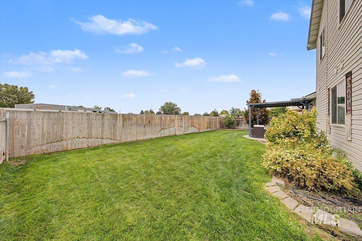 5308 Worth Way, Caldwell, Idaho 83607, 3 Bedrooms, 2.5 Bathrooms, Residential For Sale, Price $354,900,MLS 98999374