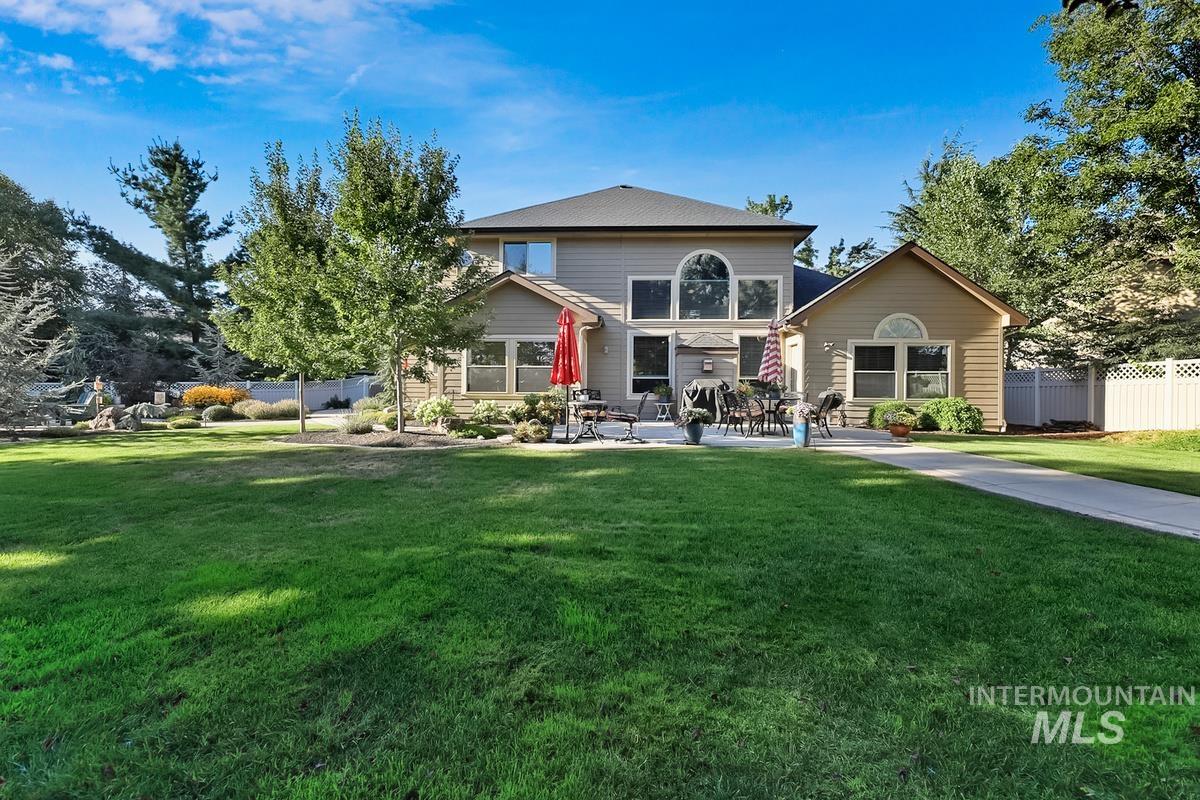 277 W Drift Stone Ct, Eagle, Idaho 83616, 4 Bedrooms, 2.5 Bathrooms, Residential For Sale, Price $1,199,000,MLS 98999377