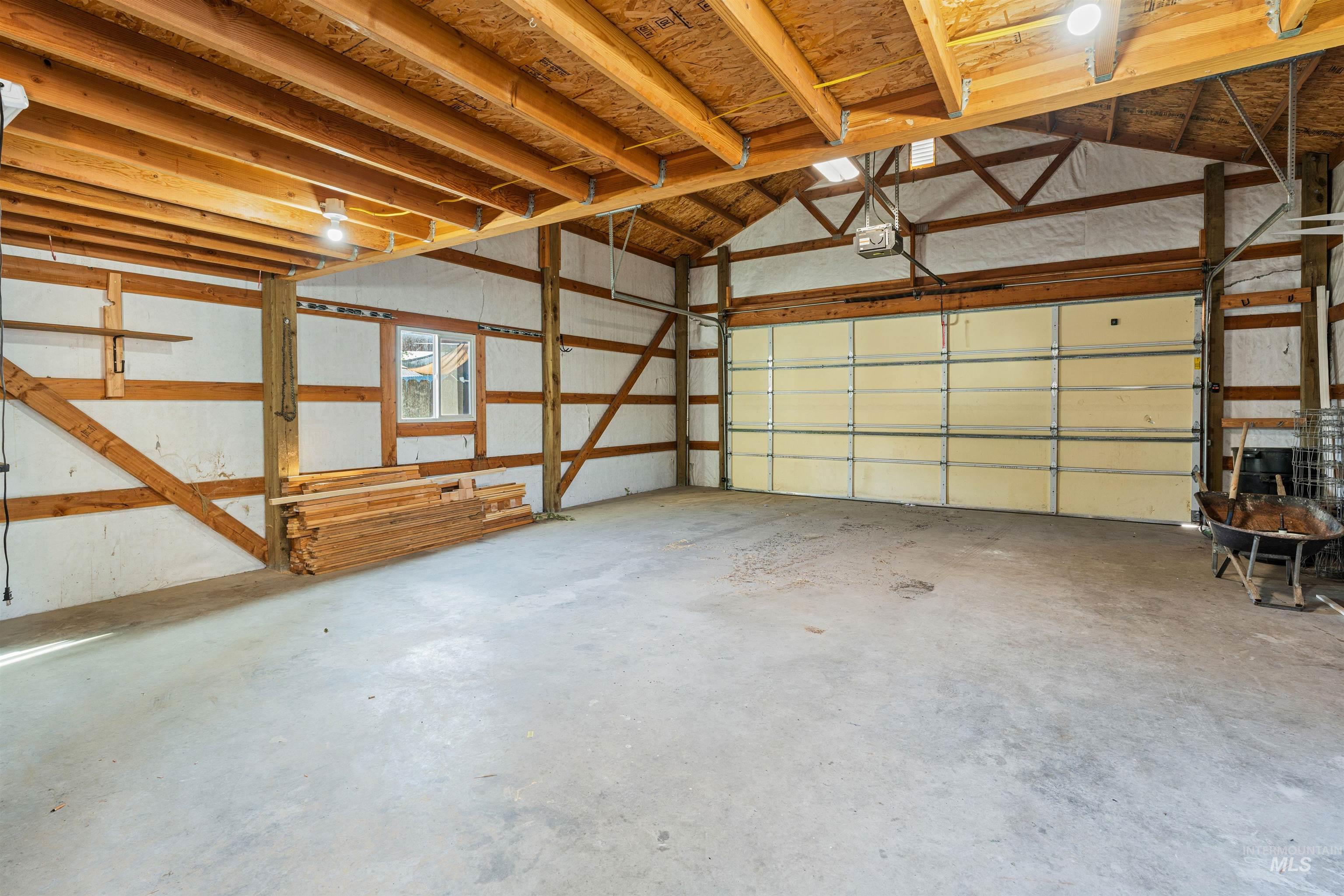 722 3rd St, Clarkston, Washington 99403, 5 Bedrooms, 2 Bathrooms, Residential For Sale, Price $354,000,MLS 98999380