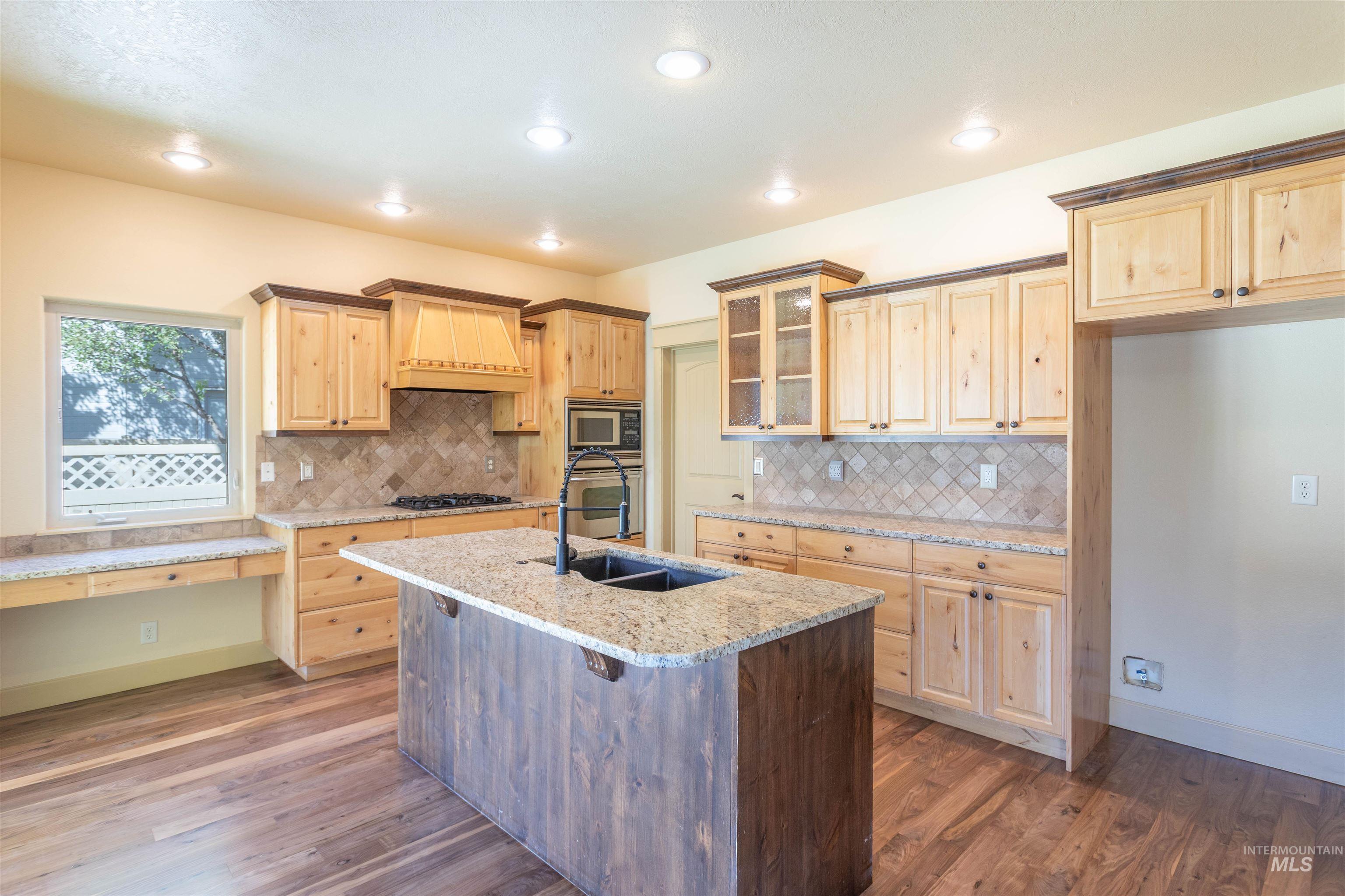 2517 E Nakano Dr, Meridian, Idaho 83646, 4 Bedrooms, 3 Bathrooms, Residential For Sale, Price $649,900, 98999381