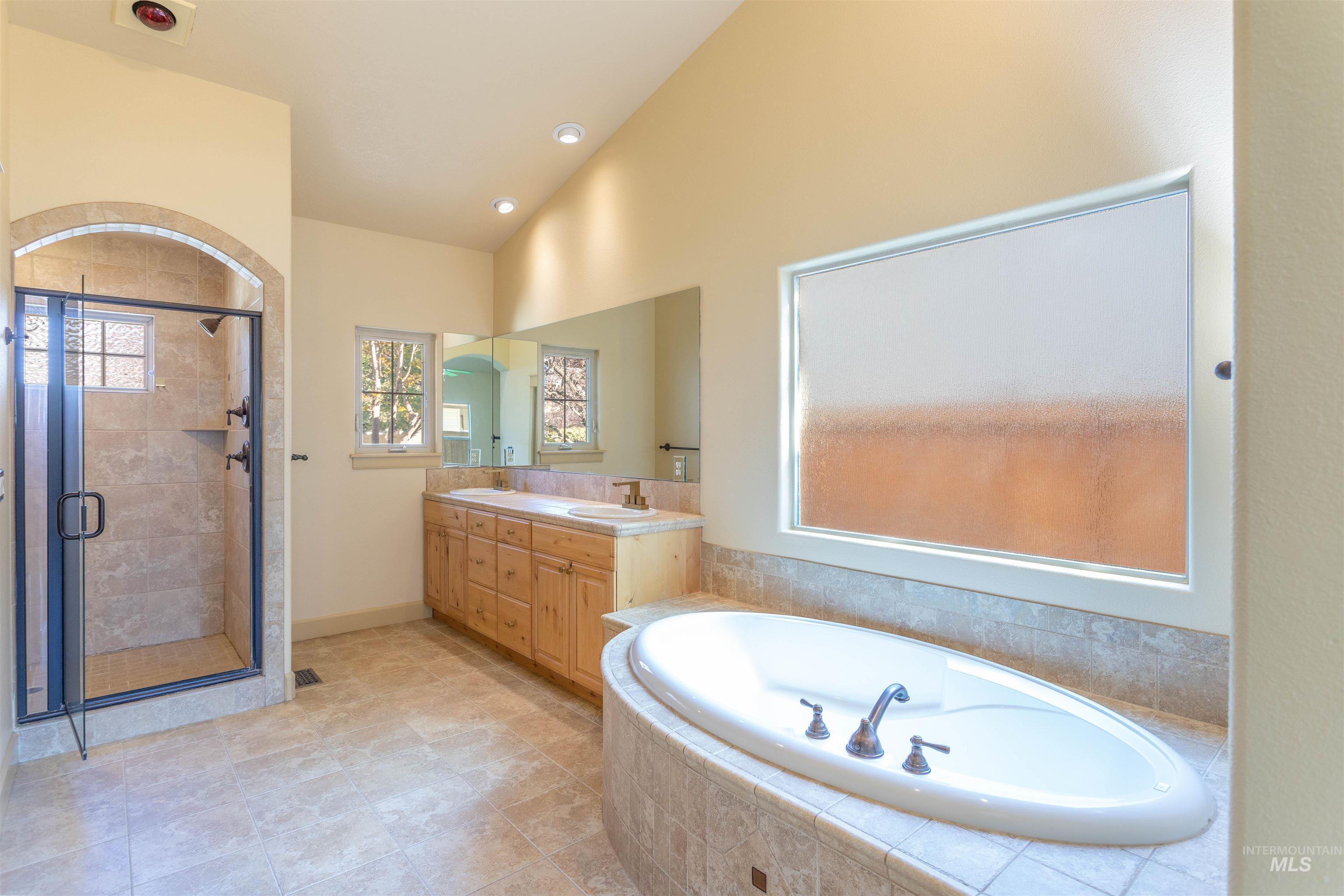 2517 E Nakano Dr, Meridian, Idaho 83646, 4 Bedrooms, 3 Bathrooms, Residential For Sale, Price $649,900, 98999381