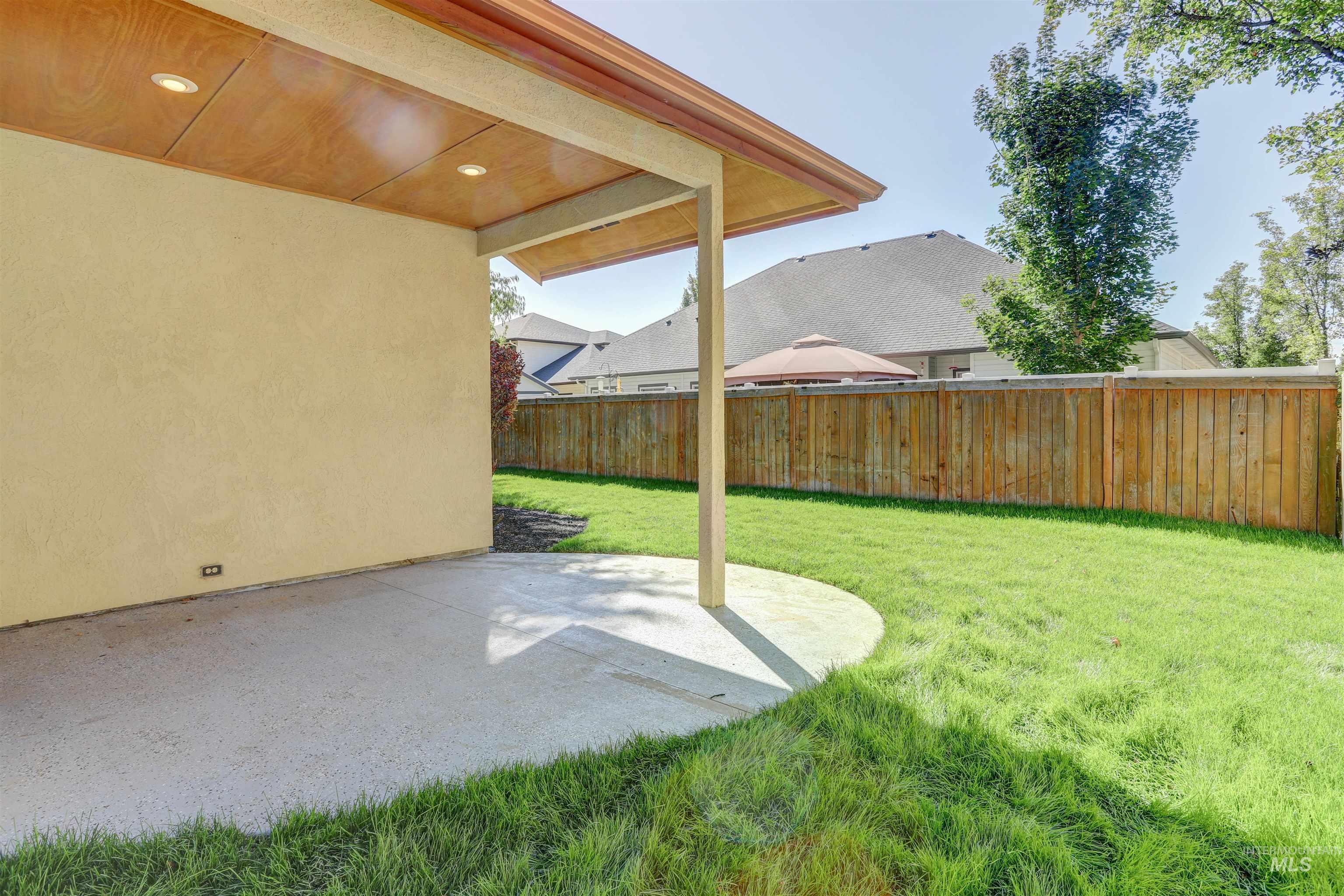 2517 E Nakano Dr, Meridian, Idaho 83646, 4 Bedrooms, 3 Bathrooms, Residential For Sale, Price $649,900, 98999381