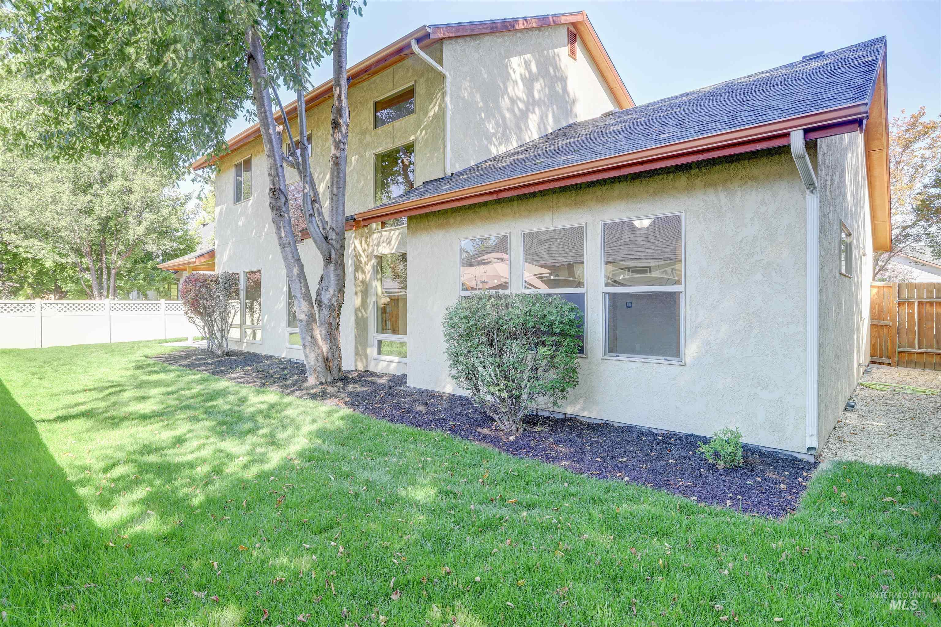 2517 E Nakano Dr, Meridian, Idaho 83646, 4 Bedrooms, 3 Bathrooms, Residential For Sale, Price $649,900, 98999381
