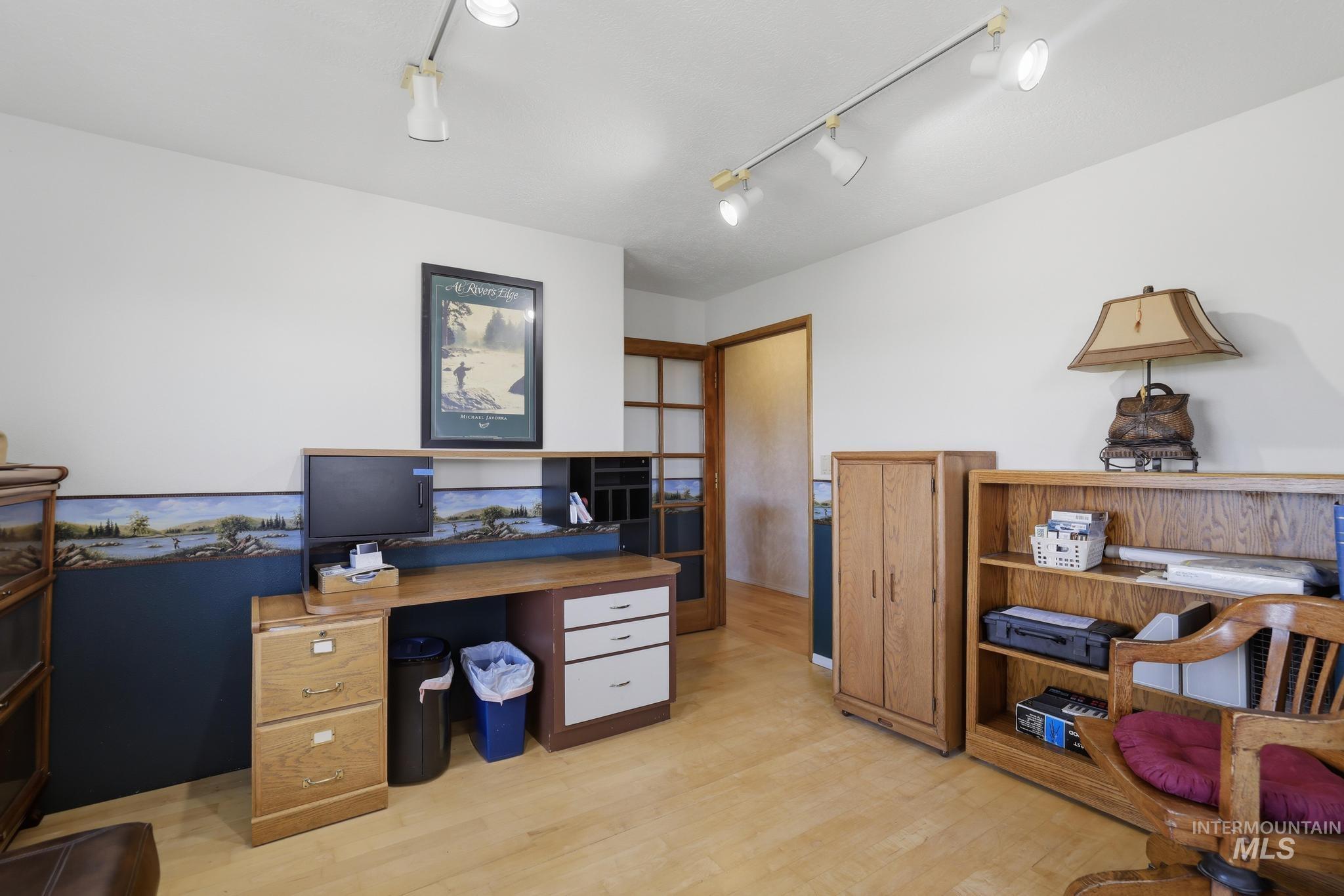 117 View DR, Jerome, Idaho 83338, 5 Bedrooms, 3 Bathrooms, Residential For Sale, Price $679,000, 98999382