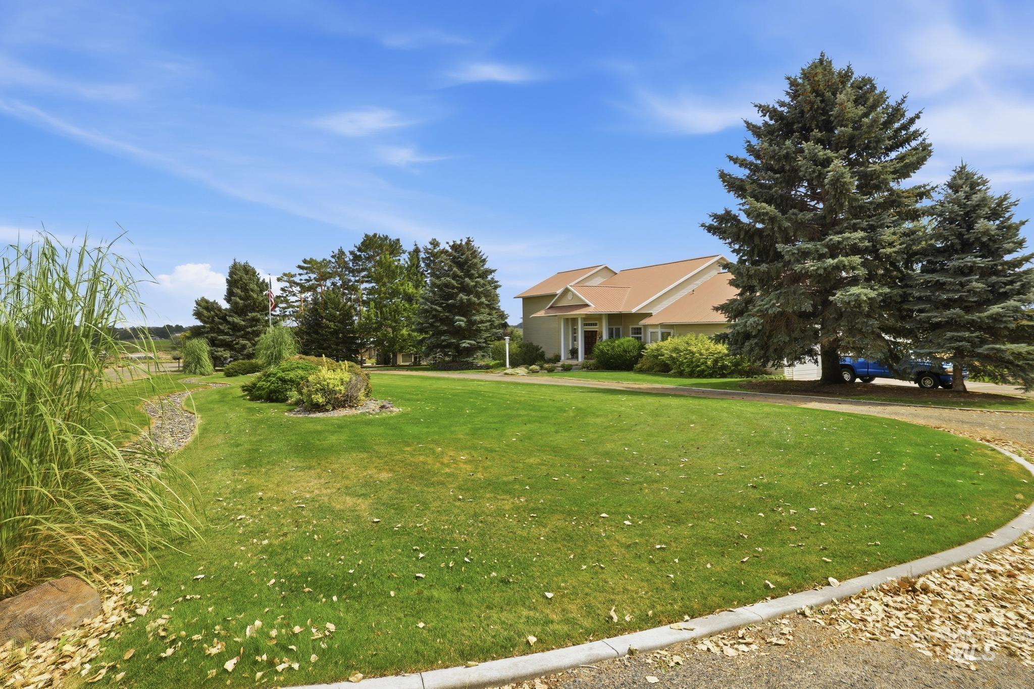 117 View DR, Jerome, Idaho 83338, 5 Bedrooms, 3 Bathrooms, Residential For Sale, Price $679,000, 98999382