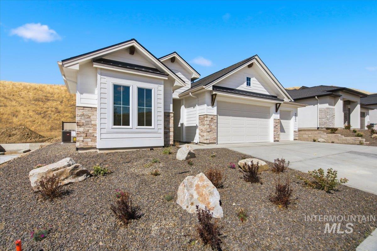 7353 Powell Pl., Eagle, Idaho 83629, 4 Bedrooms, 3 Bathrooms, Residential For Sale, Price $819,880,MLS 98999384