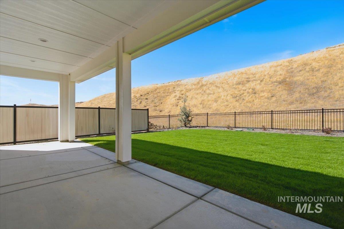 7353 Powell Pl., Eagle, Idaho 83629, 4 Bedrooms, 3 Bathrooms, Residential For Sale, Price $819,880,MLS 98999384