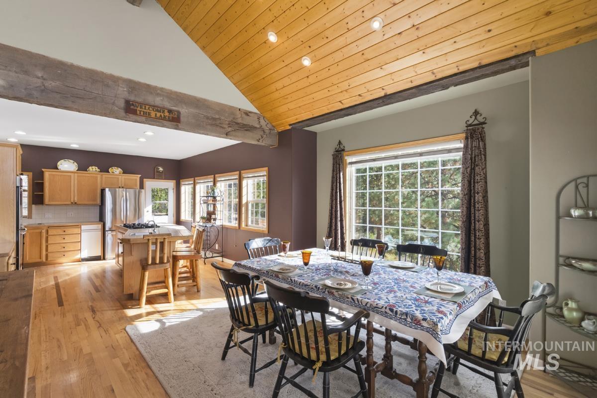 1610 Pine Lake Ranch Drive, Cascade, Idaho 83611, 3 Bedrooms, 3 Bathrooms, Residential For Sale, Price $1,199,000,MLS 98999385