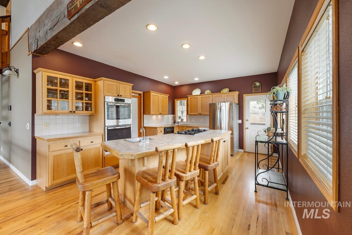 1610 Pine Lake Ranch Drive, Cascade, Idaho 83611, 3 Bedrooms, 3 Bathrooms, Residential For Sale, Price $1,199,000,MLS 98999385