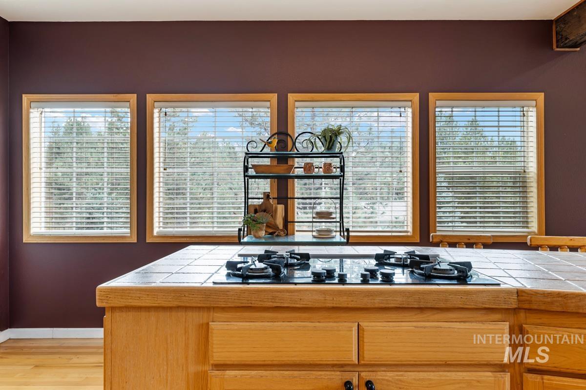 1610 Pine Lake Ranch Drive, Cascade, Idaho 83611, 3 Bedrooms, 3 Bathrooms, Residential For Sale, Price $1,199,000,MLS 98999385