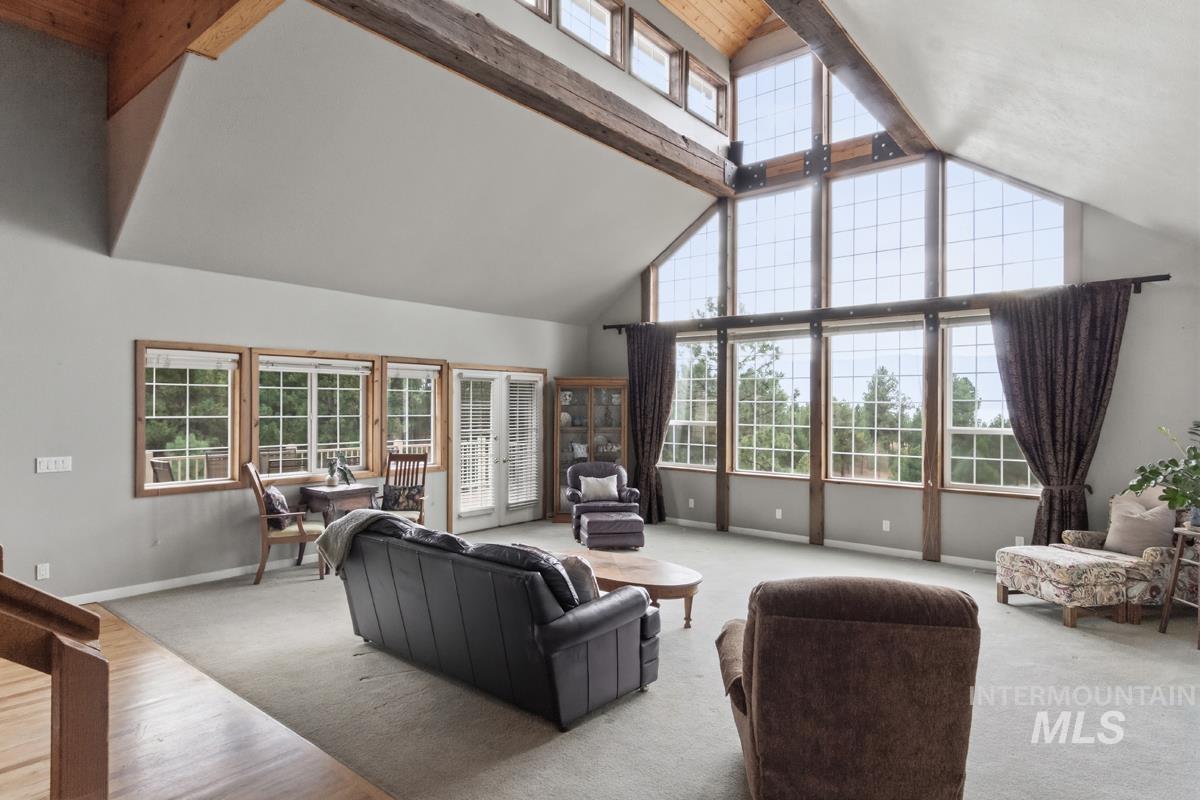 1610 Pine Lake Ranch Drive, Cascade, Idaho 83611, 3 Bedrooms, 3 Bathrooms, Residential For Sale, Price $1,199,000,MLS 98999385