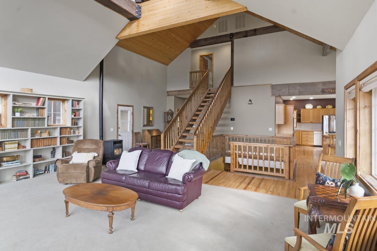1610 Pine Lake Ranch Drive, Cascade, Idaho 83611, 3 Bedrooms, 3 Bathrooms, Residential For Sale, Price $1,199,000,MLS 98999385
