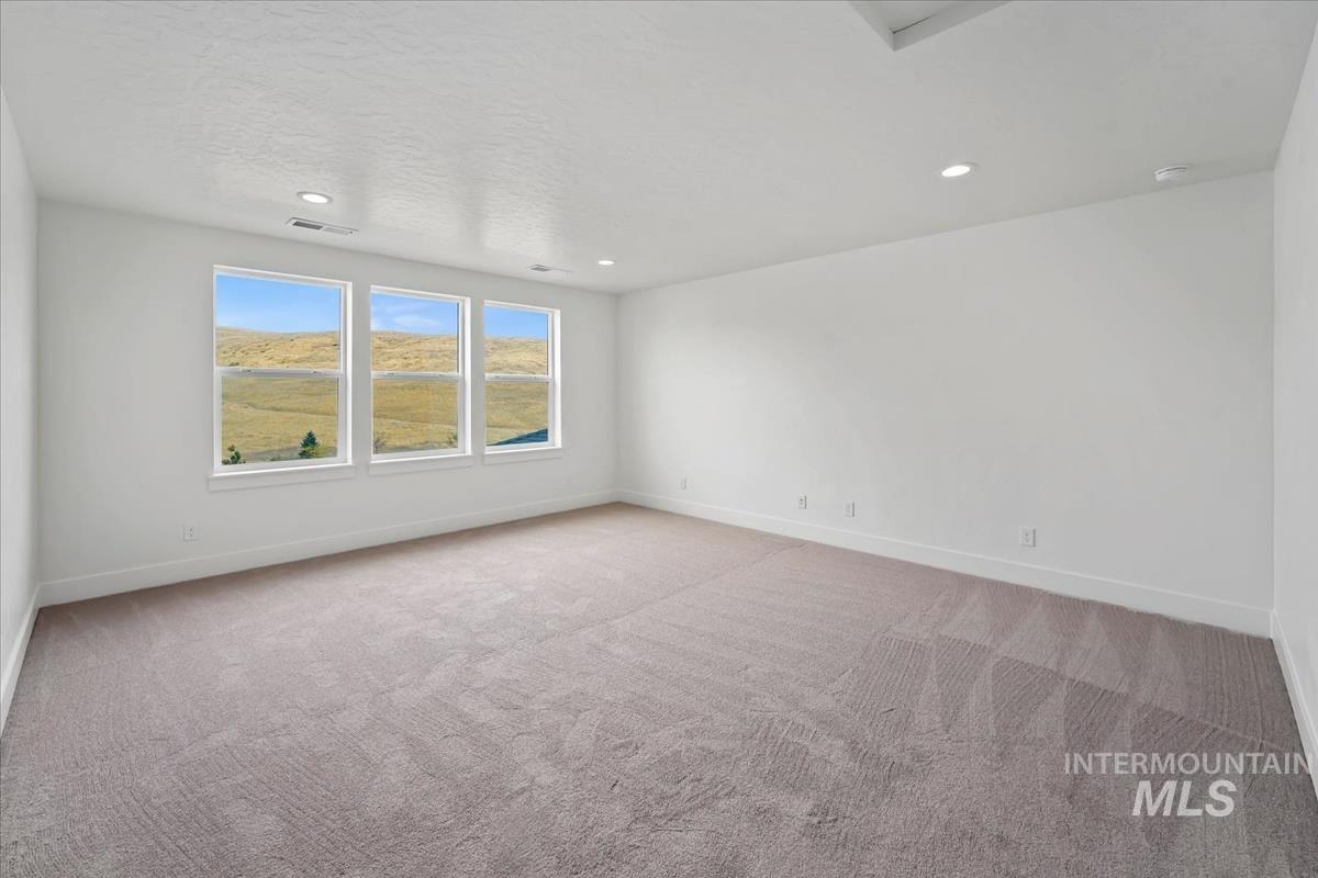 6734 W Sollas Dr, Eagle, Idaho 83616, 3 Bedrooms, 3 Bathrooms, Residential For Sale, Price $824,880, 98999386