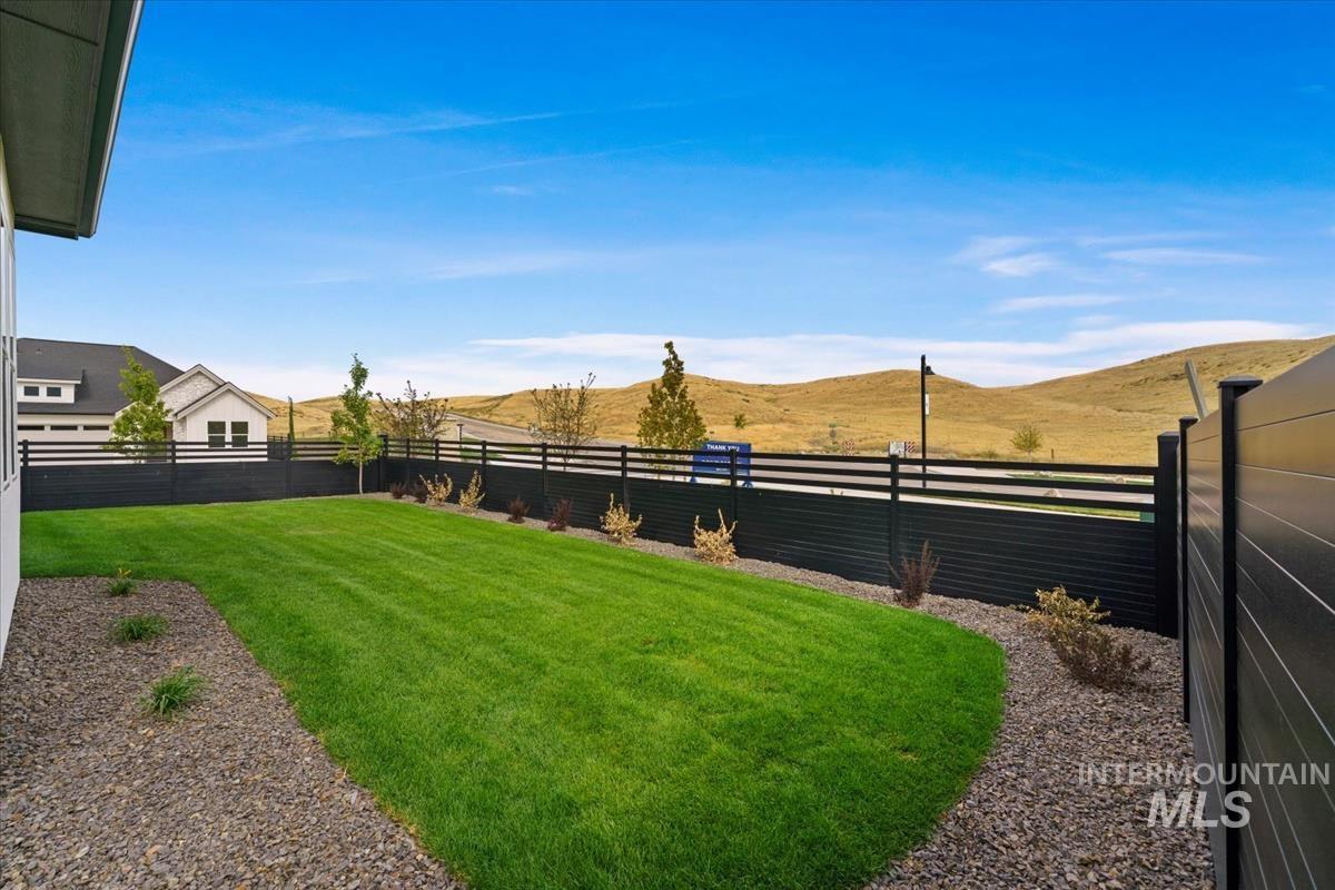 6734 W Sollas Dr, Eagle, Idaho 83616, 3 Bedrooms, 3 Bathrooms, Residential For Sale, Price $824,880, 98999386