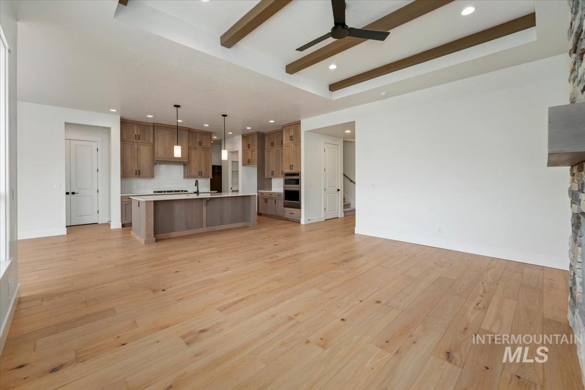 6734 W Sollas Dr, Eagle, Idaho 83616, 3 Bedrooms, 3 Bathrooms, Residential For Sale, Price $824,880, 98999386