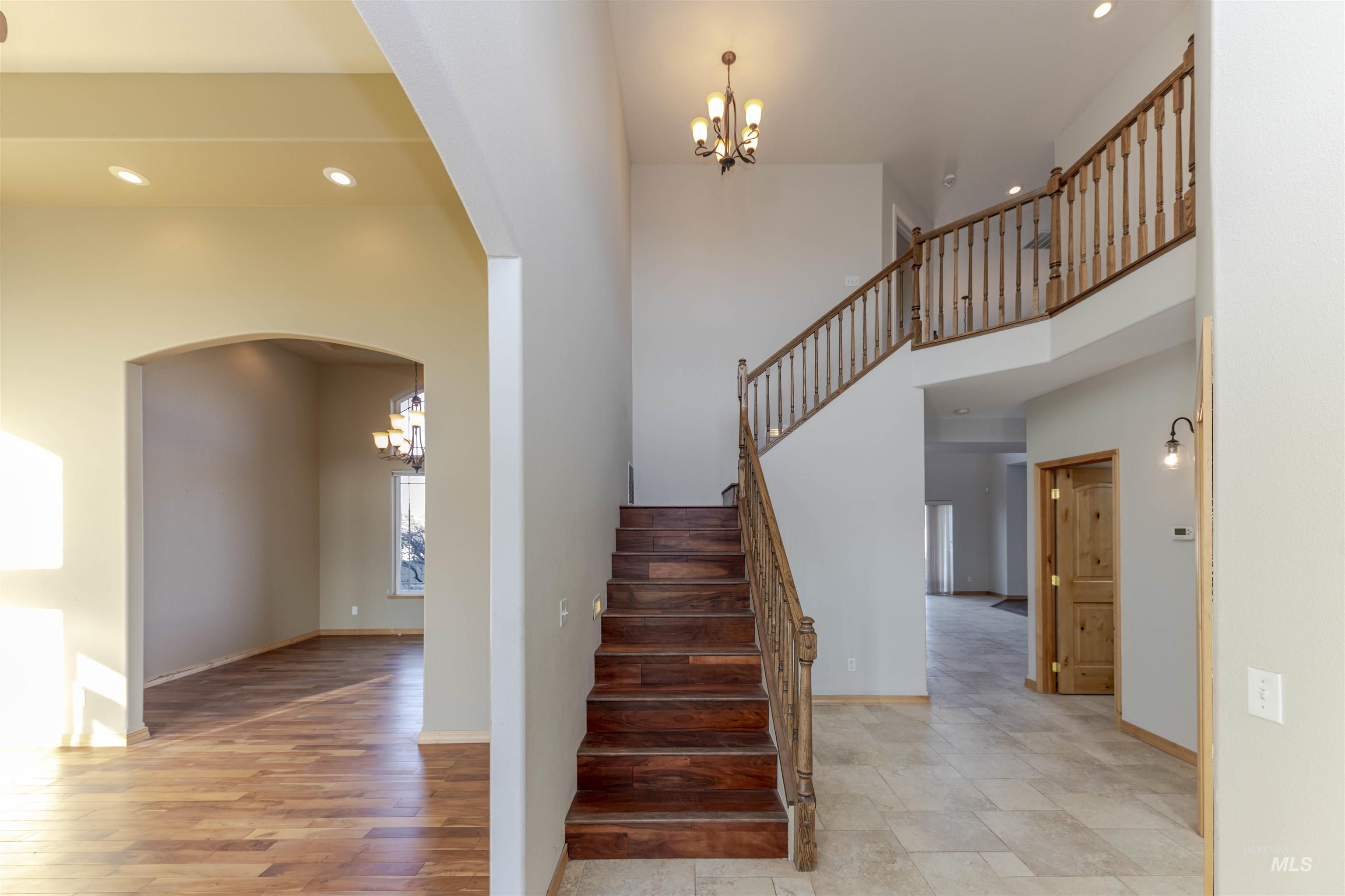 7591 Pheasant Chase Drive, Lewiston, Idaho 83501, 3 Bedrooms, 3 Bathrooms, Residential For Sale, Price $680,000, 98999387