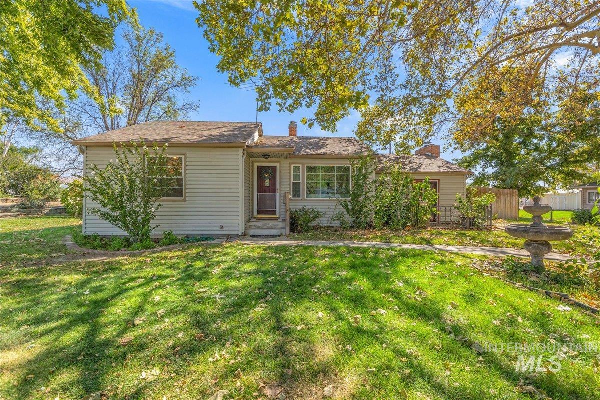 1010 N 7th St, Parma, Idaho 83660, 3 Bedrooms, 2 Bathrooms, Residential For Sale, Price $400,000,MLS 98999388