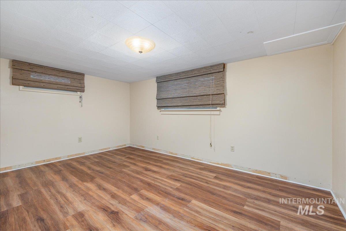1010 N 7th St, Parma, Idaho 83660, 3 Bedrooms, 2 Bathrooms, Residential For Sale, Price $400,000,MLS 98999388