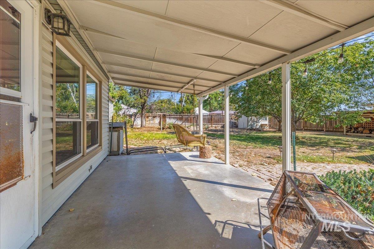 1010 N 7th St, Parma, Idaho 83660, 3 Bedrooms, 2 Bathrooms, Residential For Sale, Price $400,000,MLS 98999388