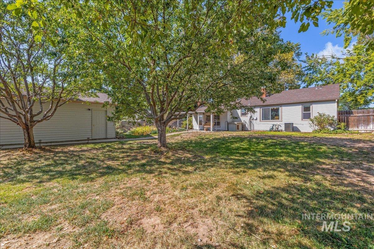 1010 N 7th St, Parma, Idaho 83660, 3 Bedrooms, 2 Bathrooms, Residential For Sale, Price $400,000,MLS 98999388
