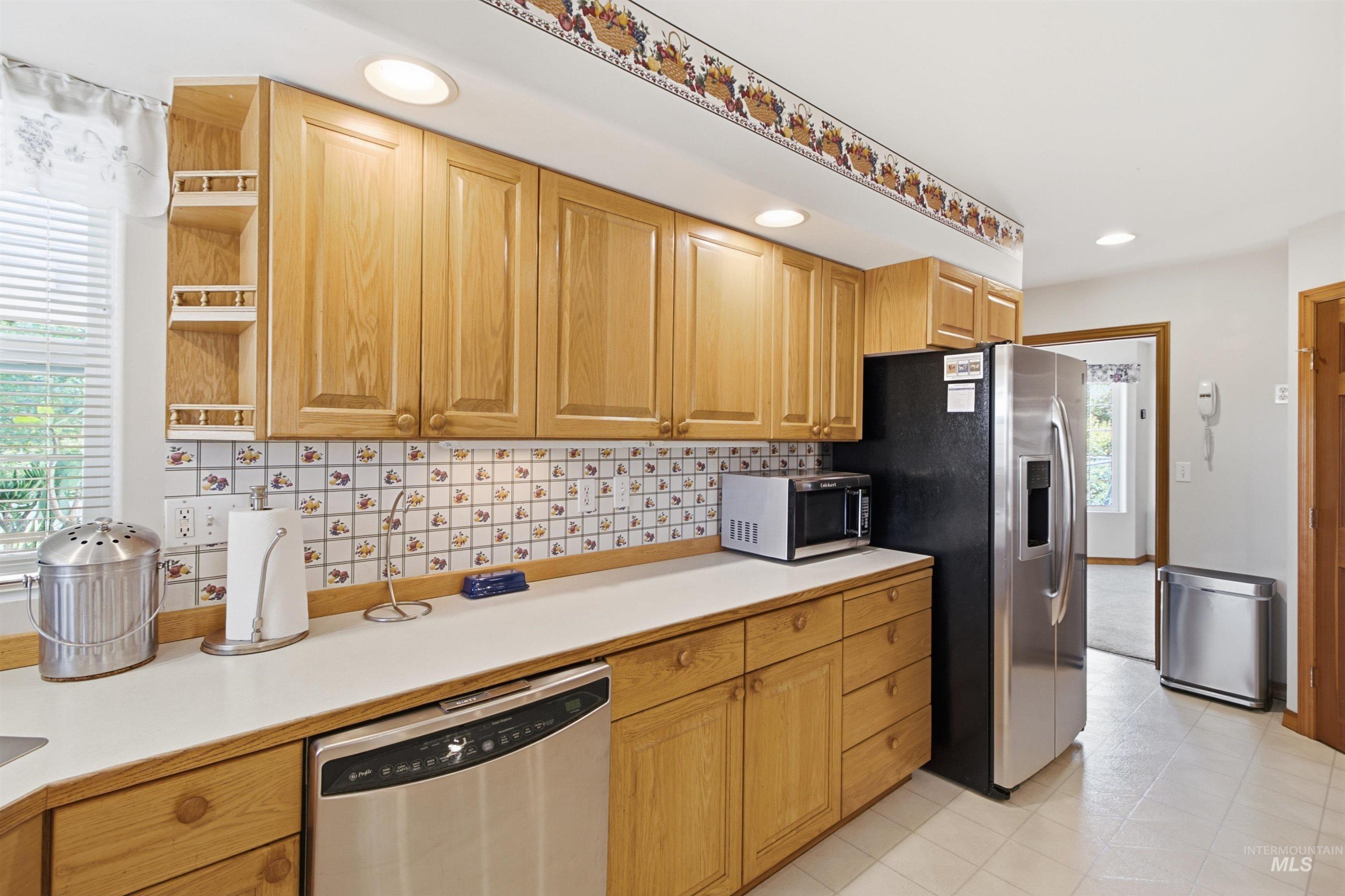 1953 Arborcrest Rd, Moscow, Idaho 83843, 6 Bedrooms, 3 Bathrooms, Residential For Sale, Price $799,000, 98999389