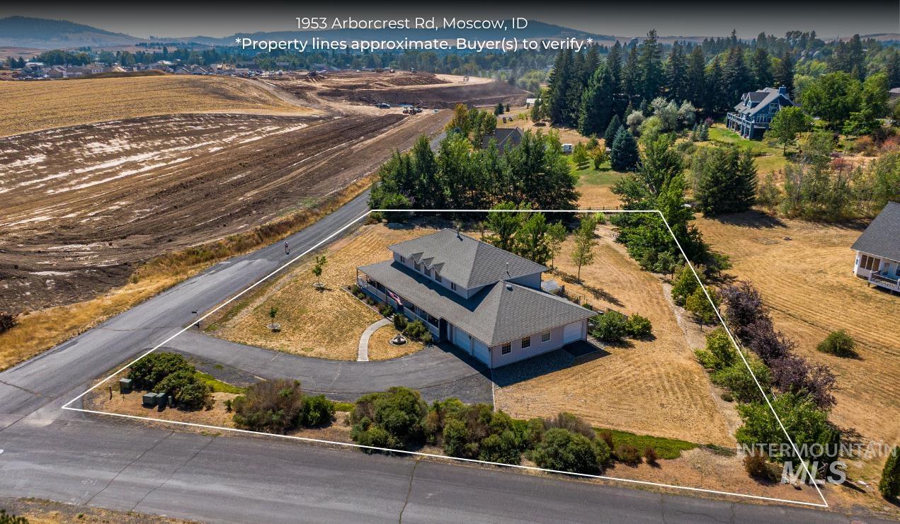 1953 Arborcrest Rd, Moscow, Idaho 83843, 6 Bedrooms, 3 Bathrooms, Residential For Sale, Price $799,000, 98999389