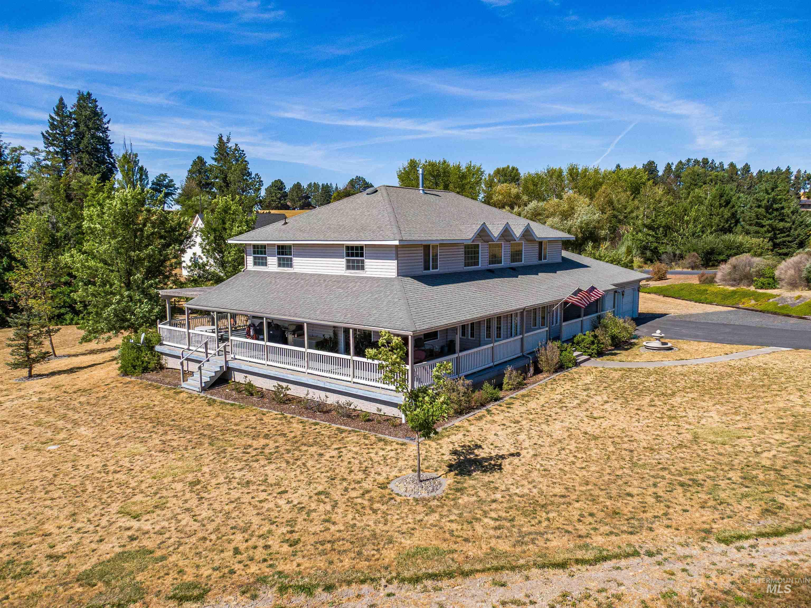 1953 Arborcrest Rd, Moscow, Idaho 83843, 6 Bedrooms, 3 Bathrooms, Residential For Sale, Price $799,000, 98999389