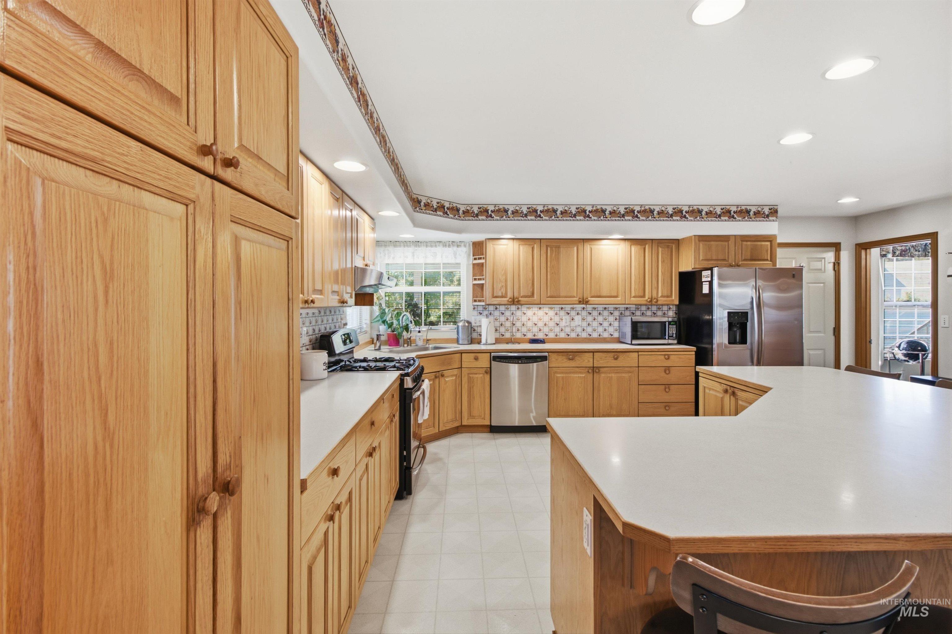 1953 Arborcrest Rd, Moscow, Idaho 83843, 6 Bedrooms, 3 Bathrooms, Residential For Sale, Price $799,000, 98999389