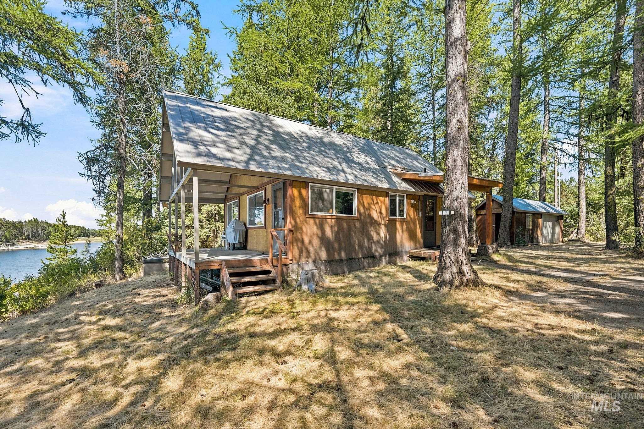 12823 Hereford Rd., Donnelly, Idaho 83615, 1 Bedroom, 1 Bathroom, Residential For Sale, Price $1,300,000,MLS 98999390